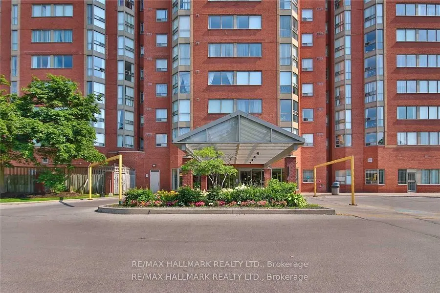 2466 Eglinton Avenue E, #306