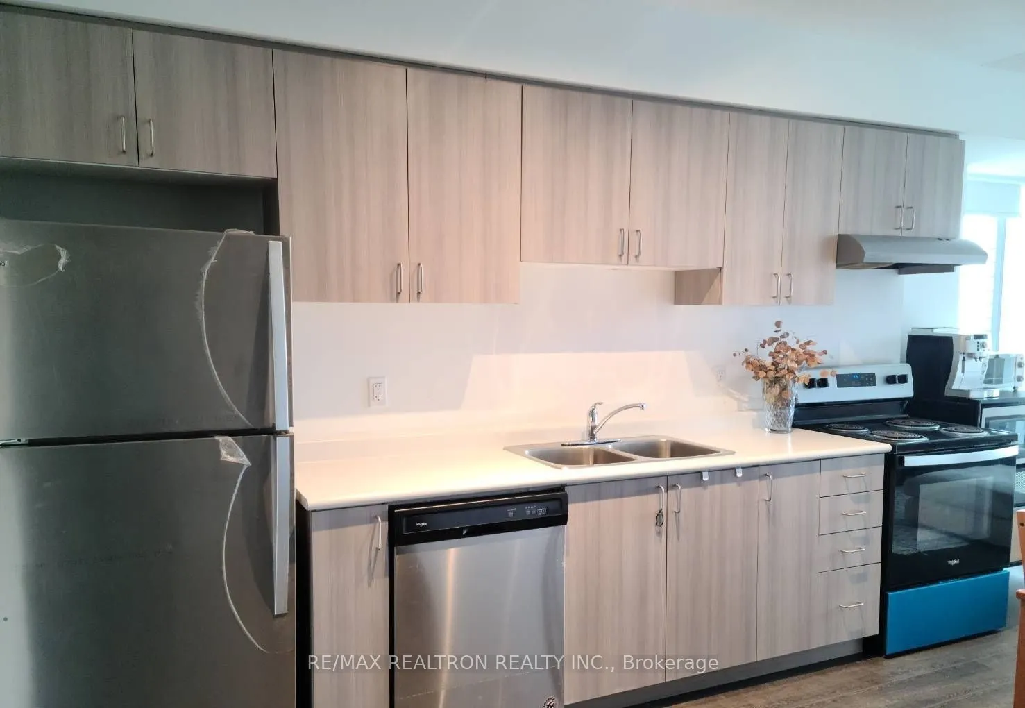 1 Falaise Road #608
