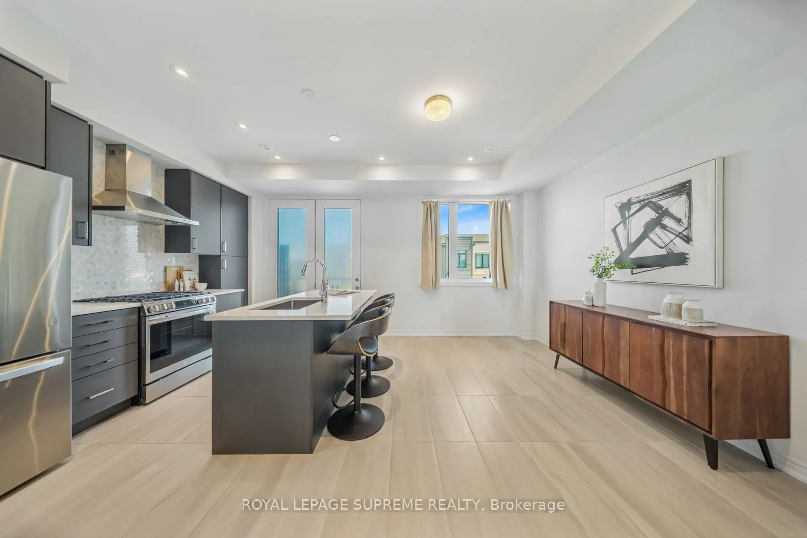 49 Sorbara Way