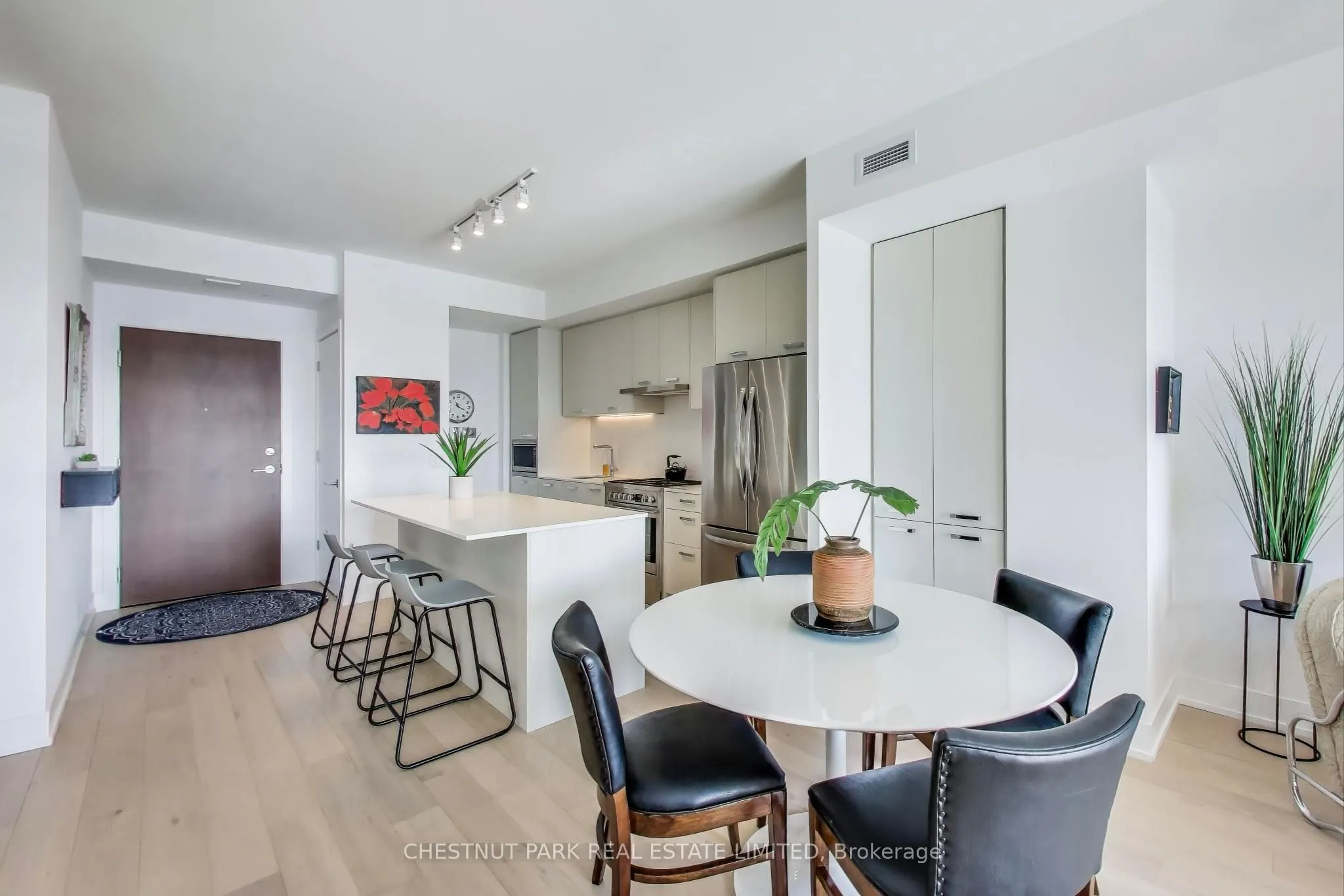 1331 Queen Street E, #604