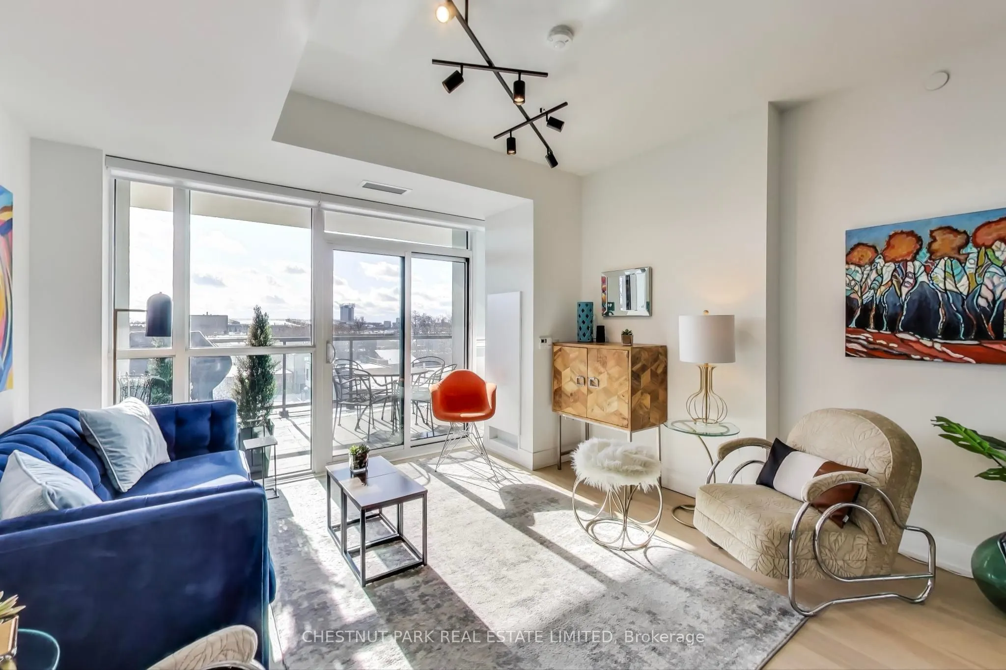 1331 Queen Street E, #604
