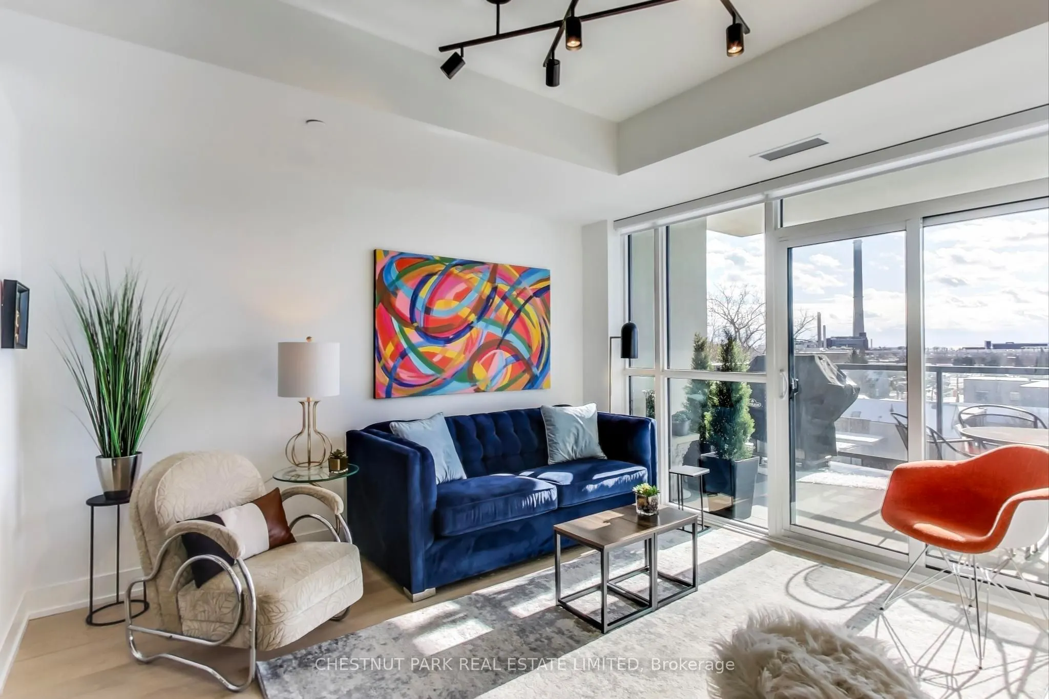 1331 Queen Street E, #604