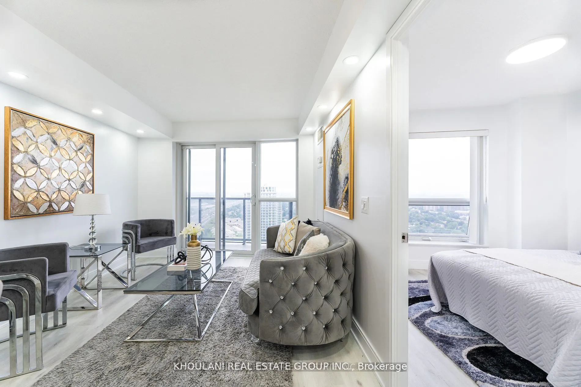 135 Village Green Square #3922