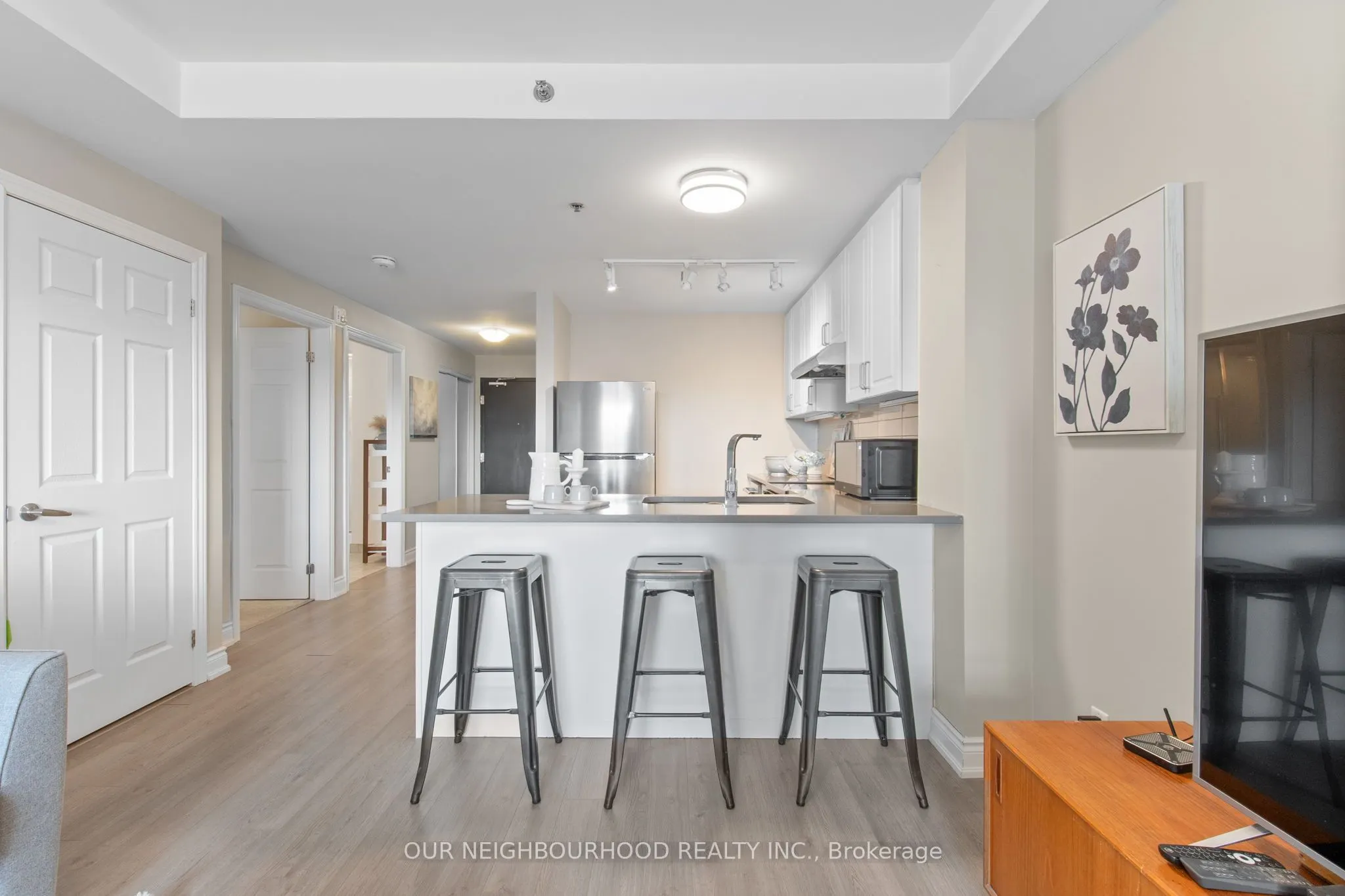21 Brookhouse Drive #208