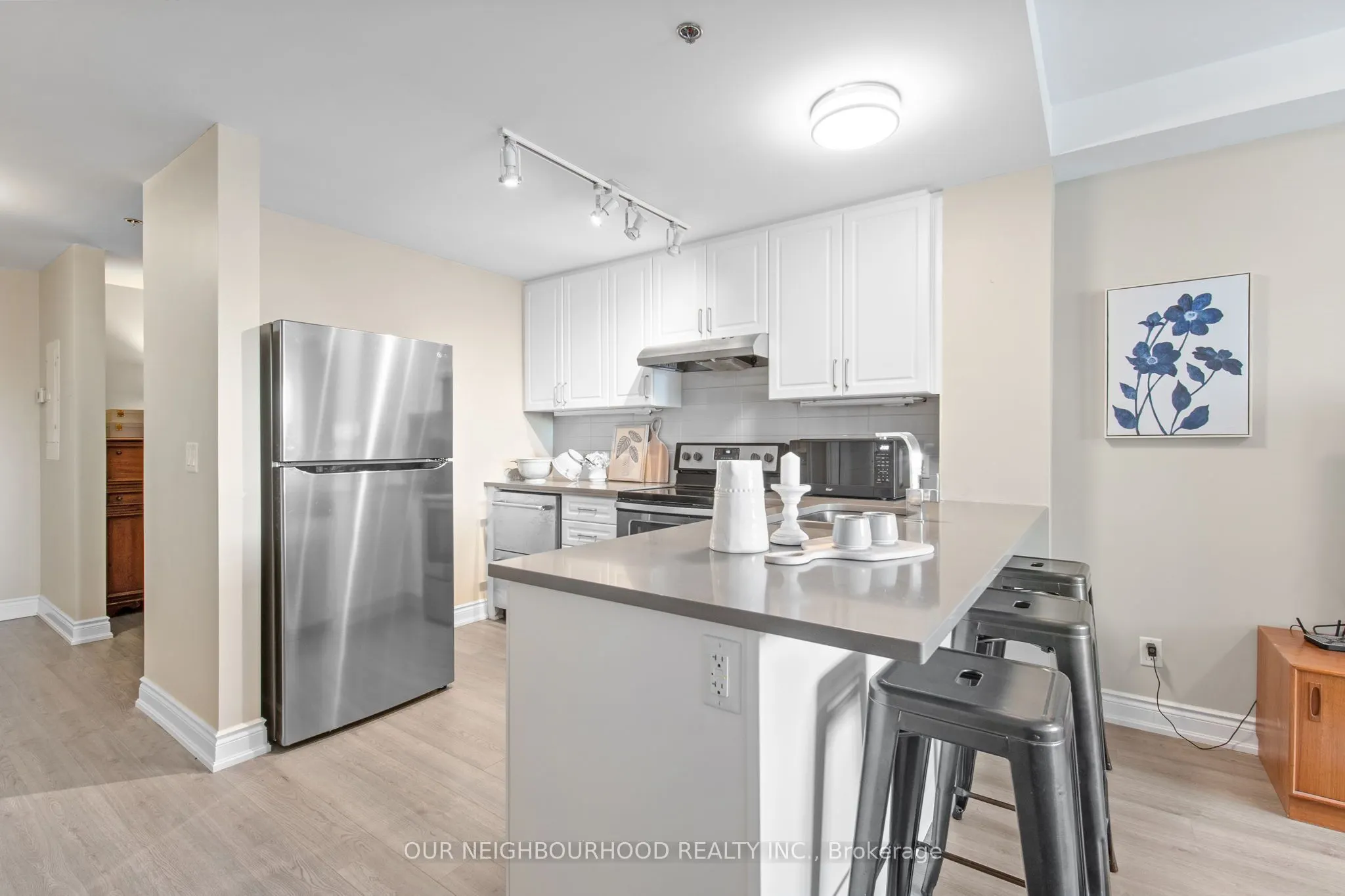 21 Brookhouse Drive #208
