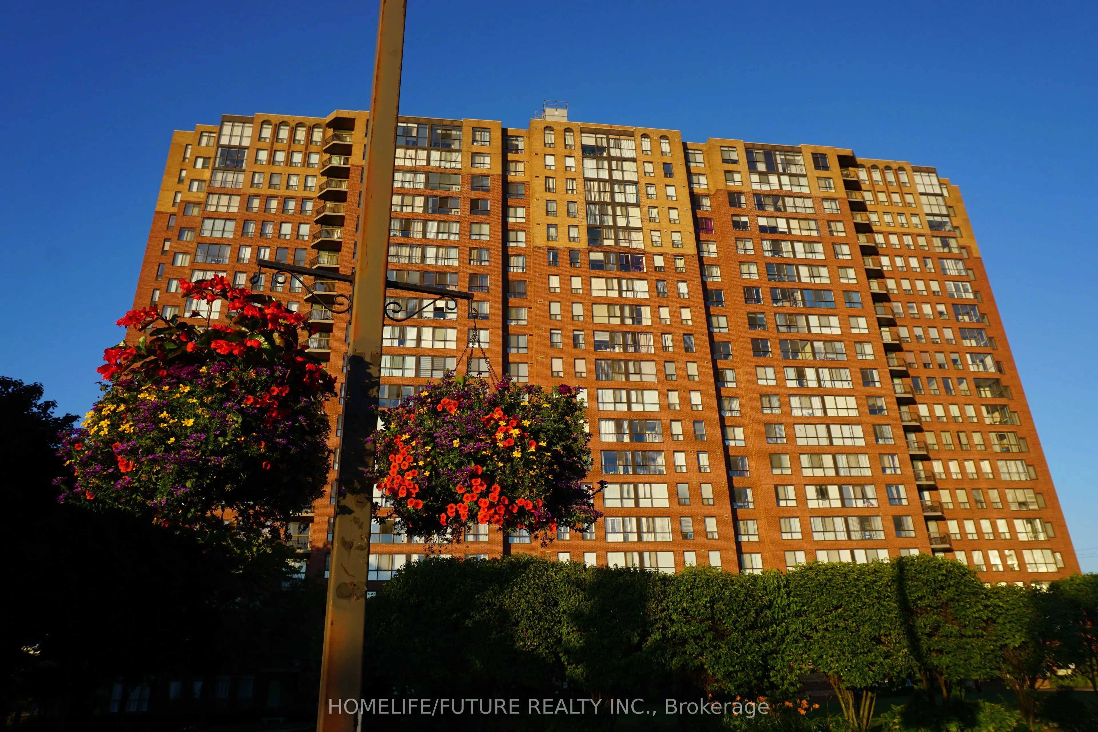 330 Mccowan Road, #204