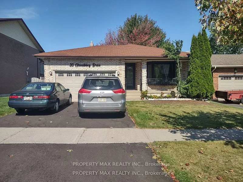 30 Glenabbey Drive, #upper 3 level