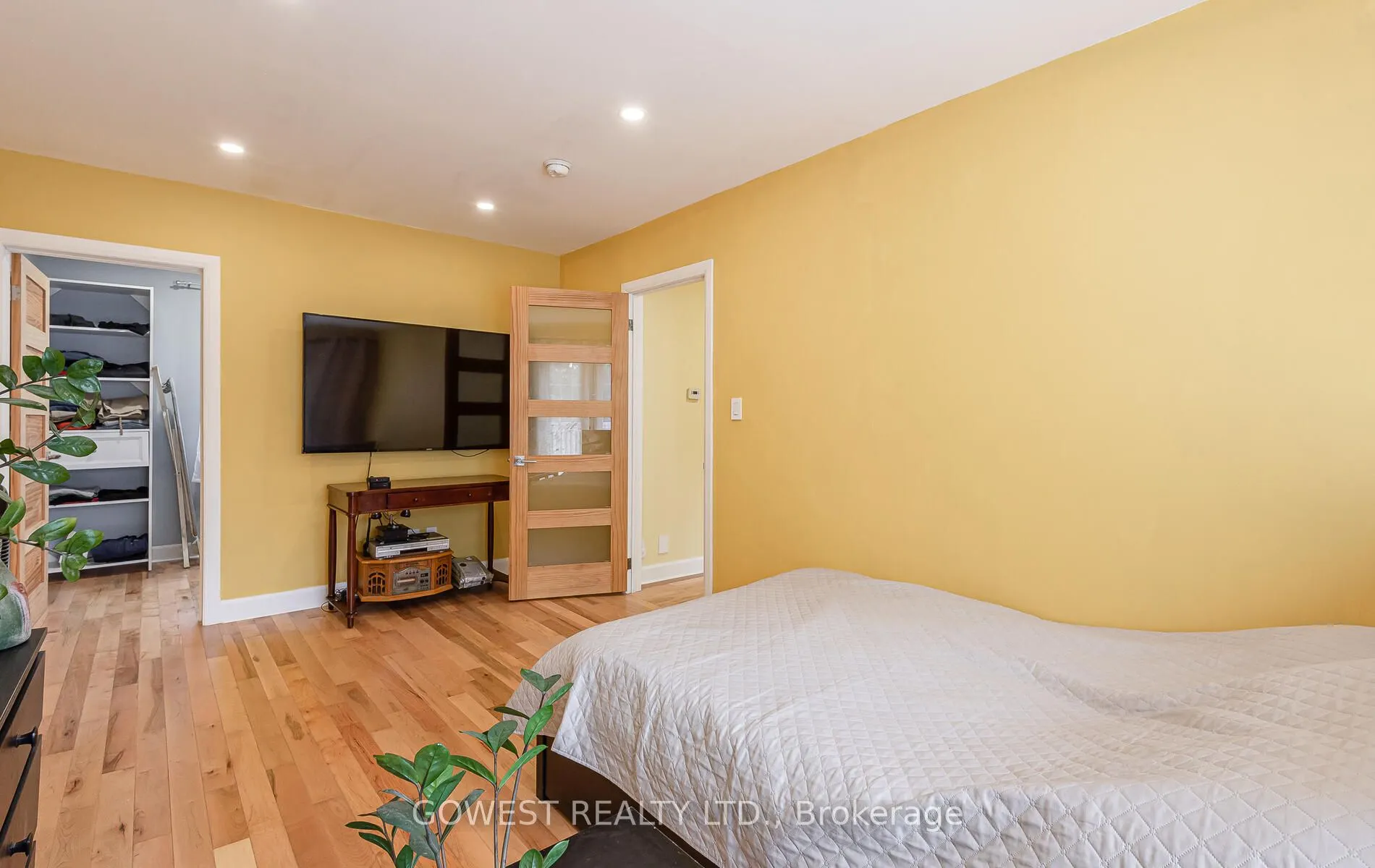 18 Atkinson Avenue