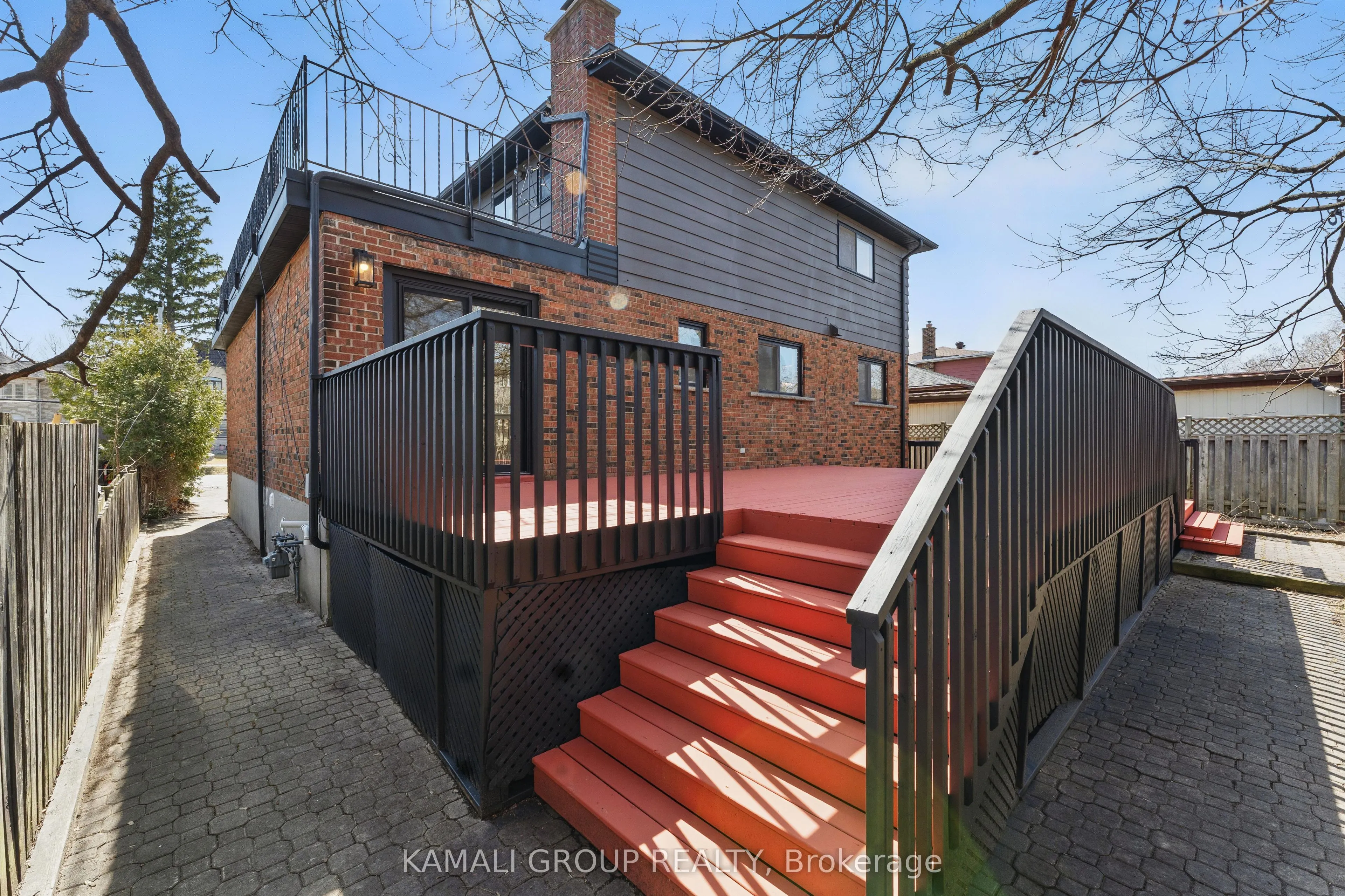 90 Euclid Avenue