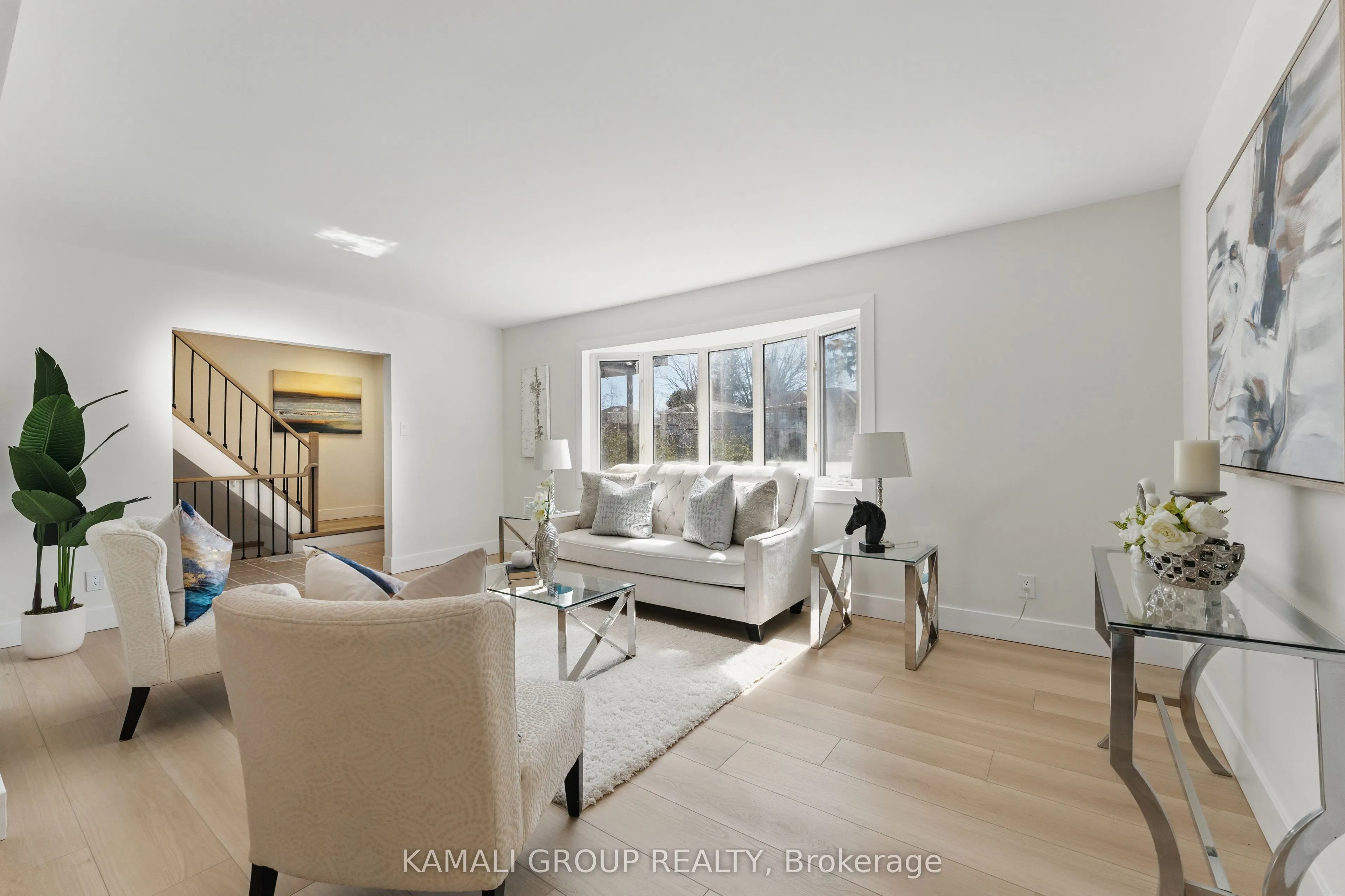 90 Euclid Avenue