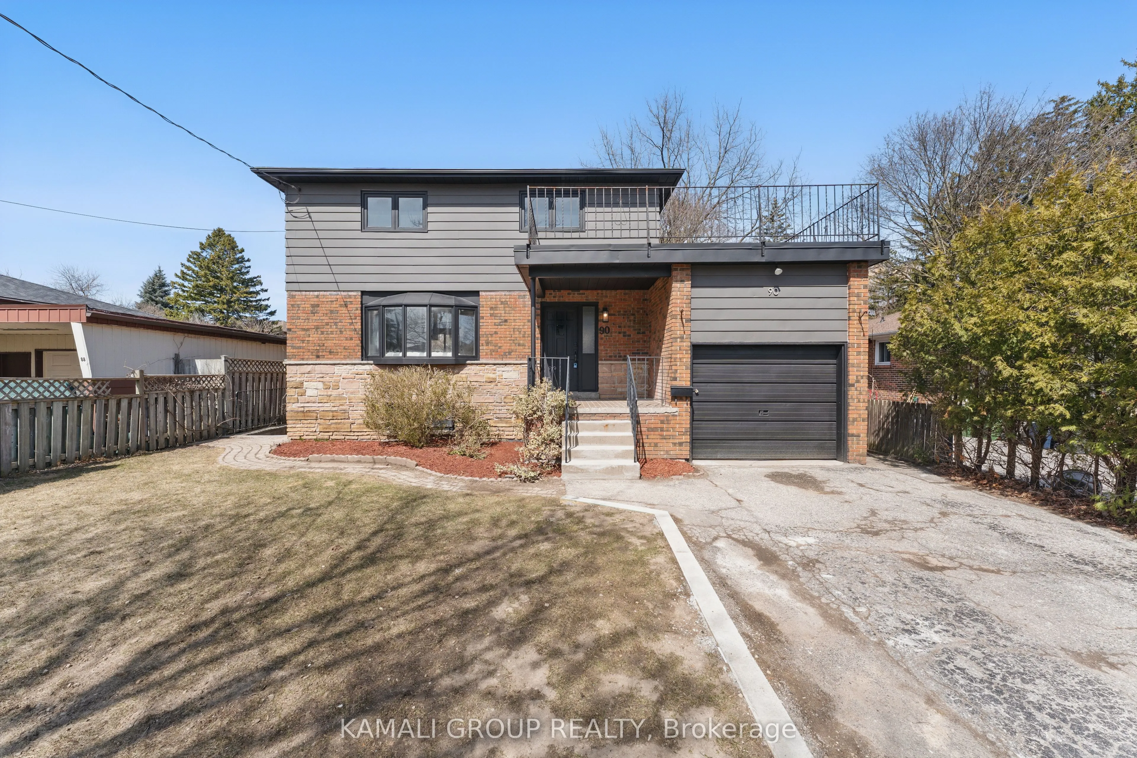 90 Euclid Avenue