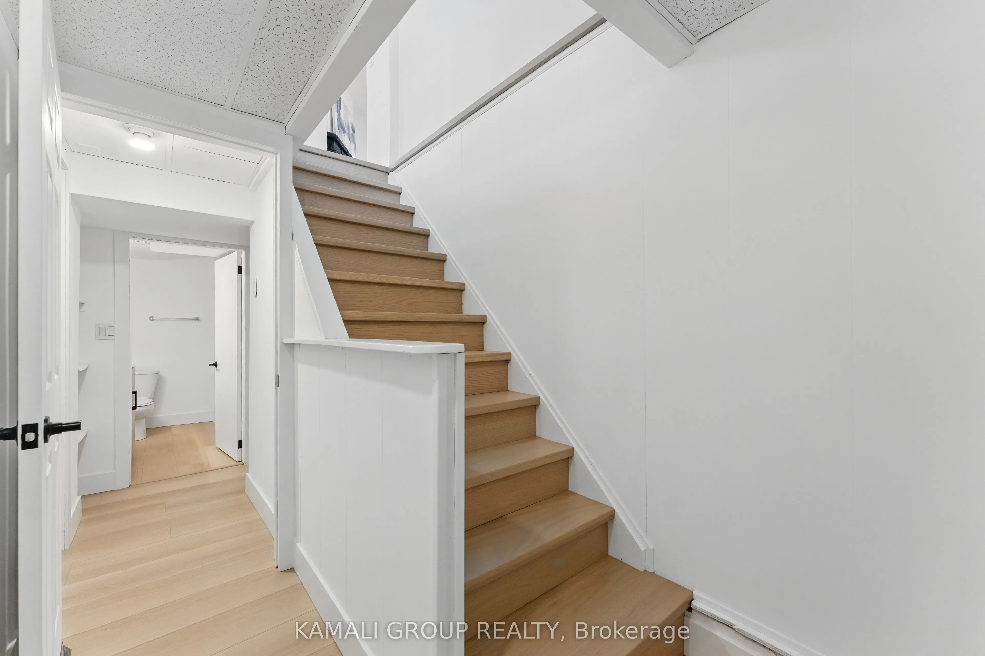 90 Euclid Avenue