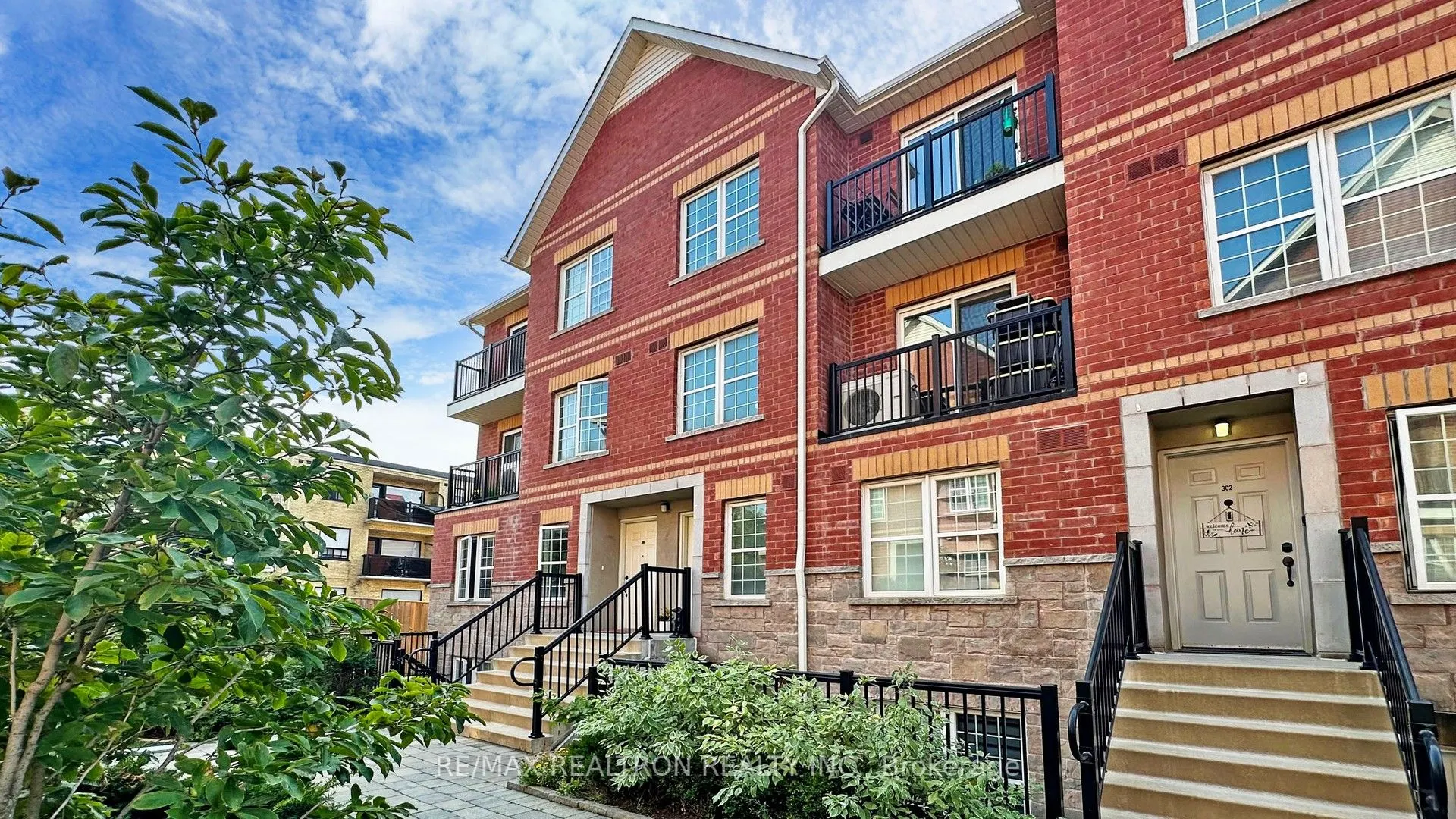 1483 Birchmount Road, #304