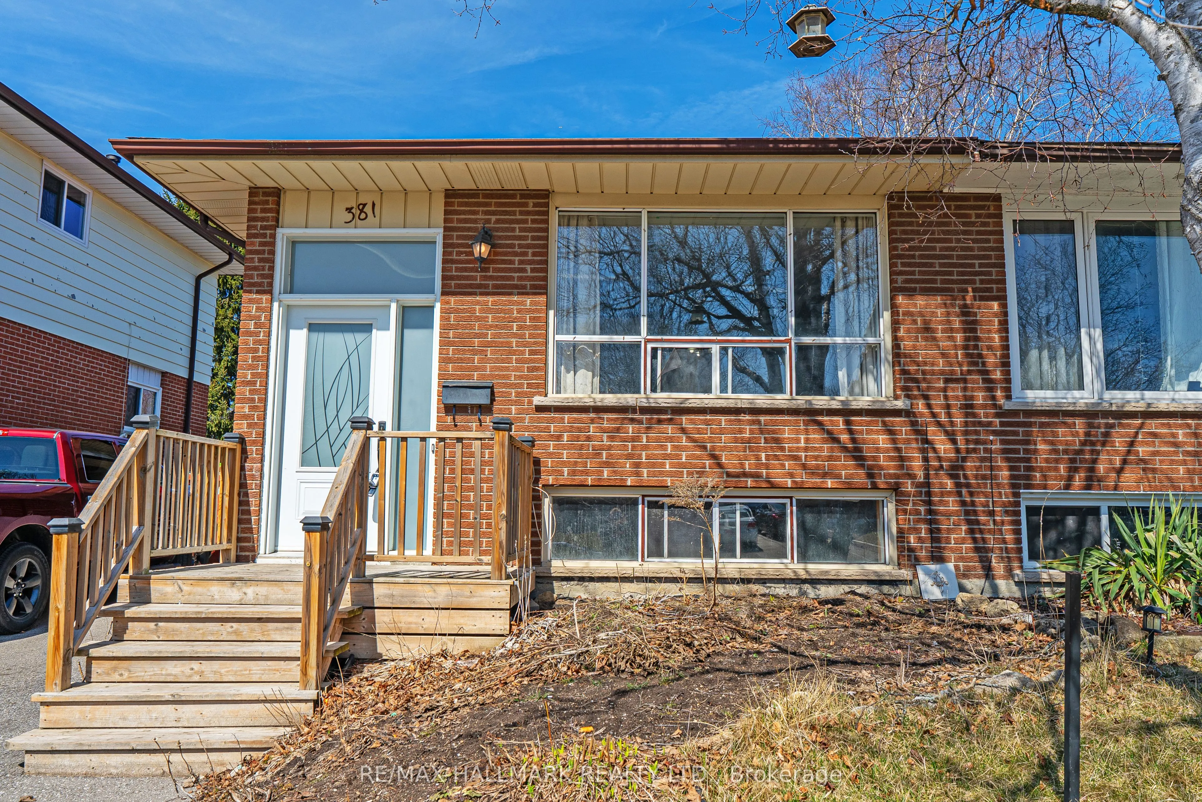 381 Surrey Drive