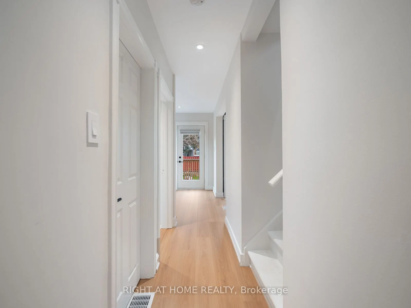49 Amsterdam Avenue