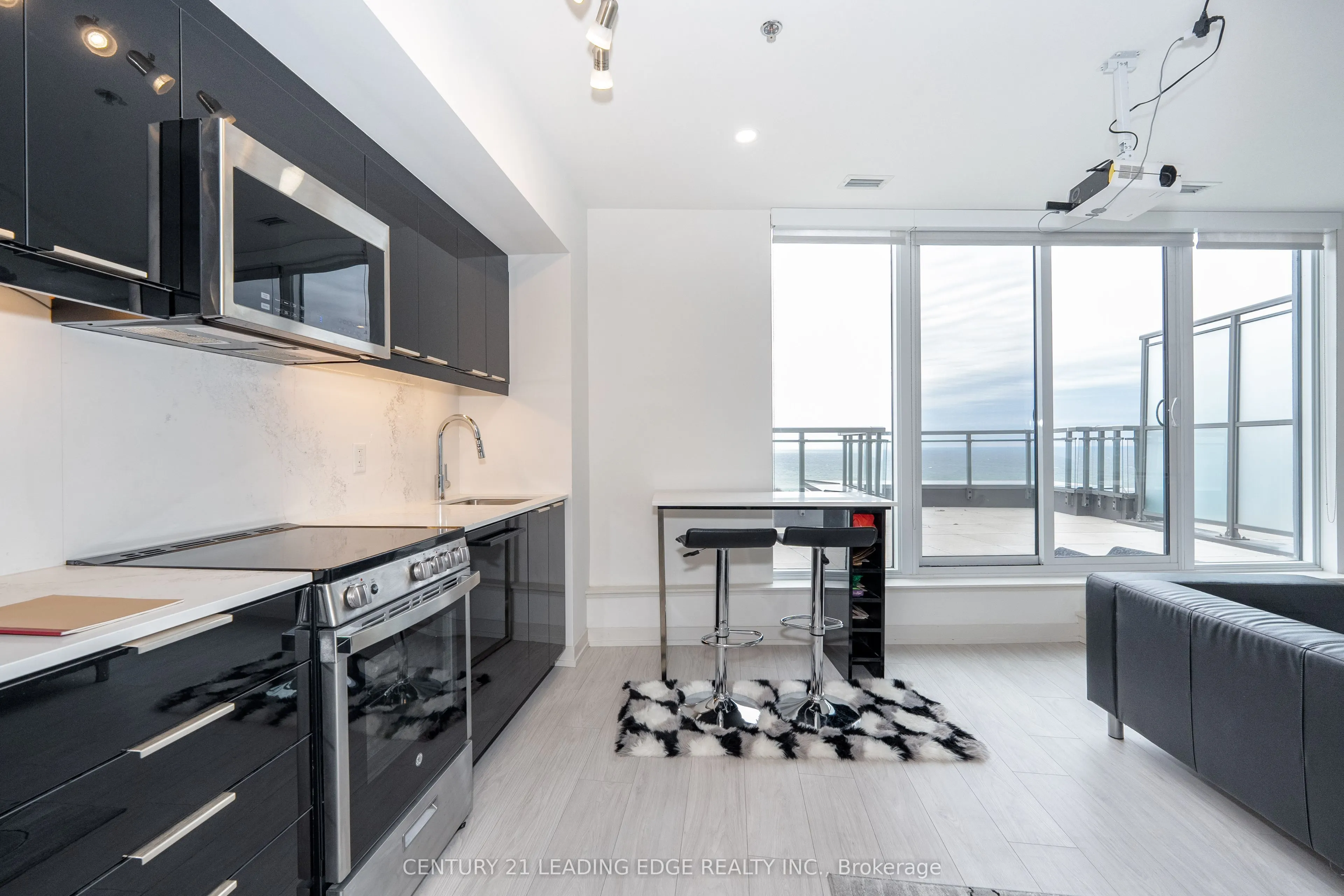90 Glen Everest Road, #1003