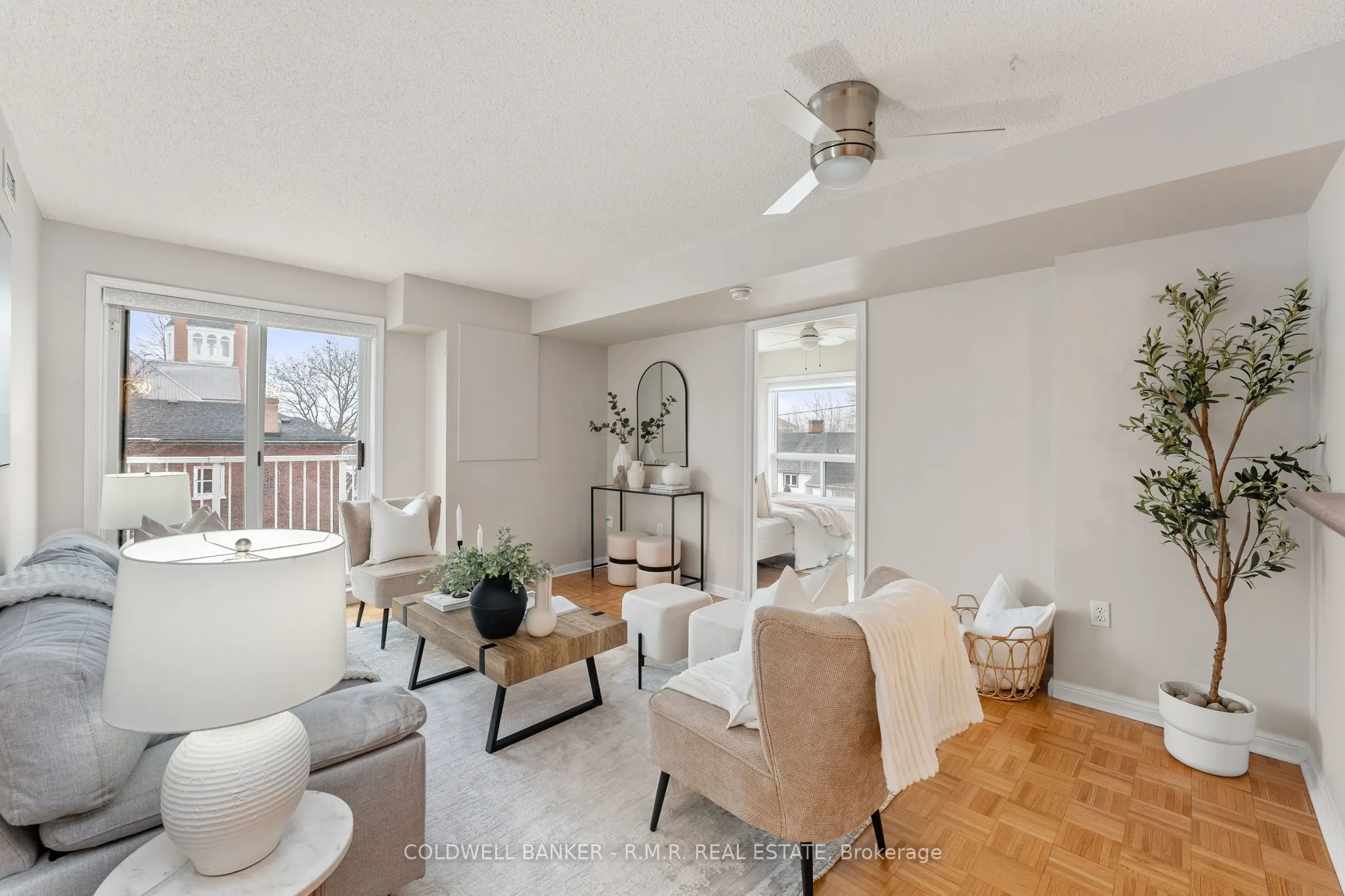 95 Wellington Street, #313