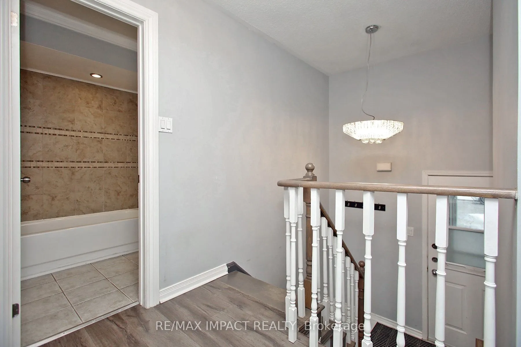11 Fenwick Avenue