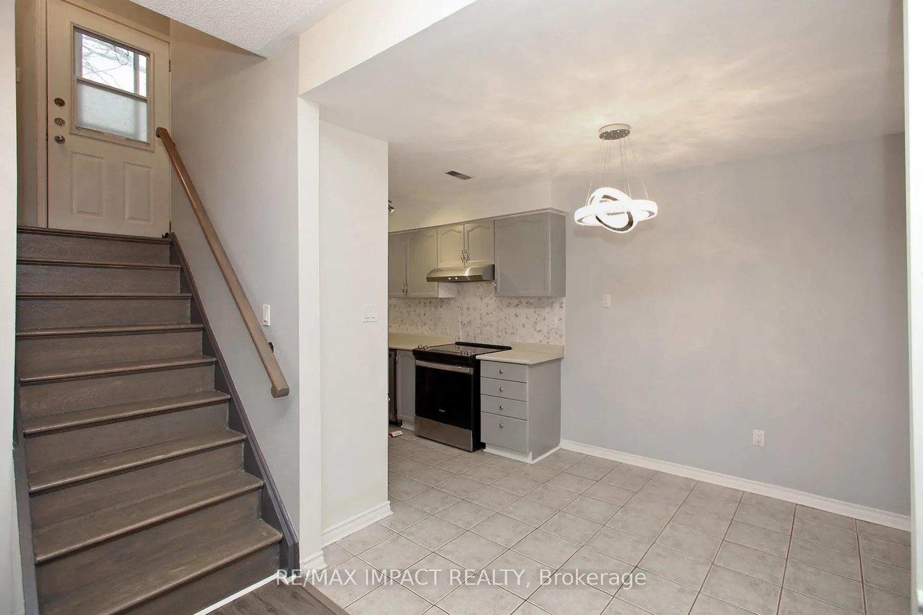 11 Fenwick Avenue