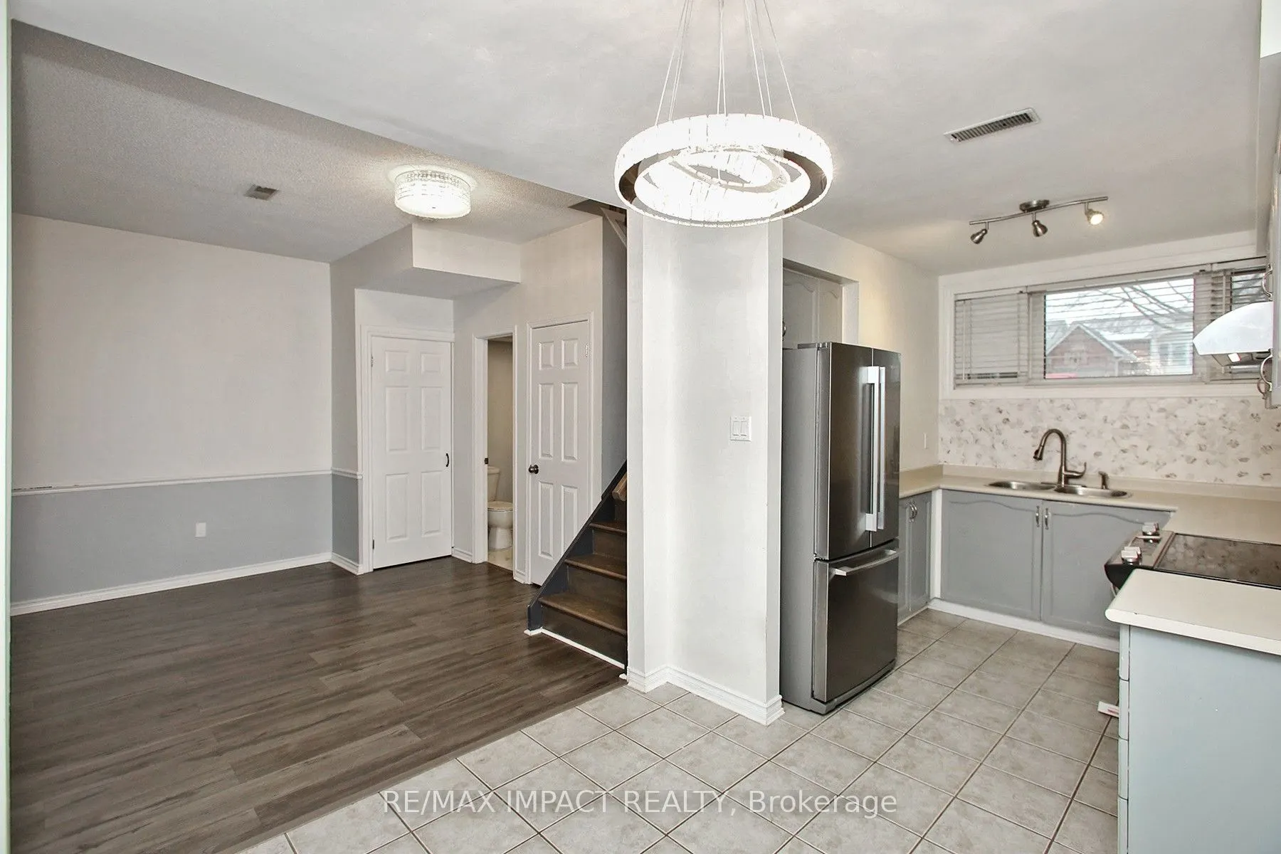 11 Fenwick Avenue