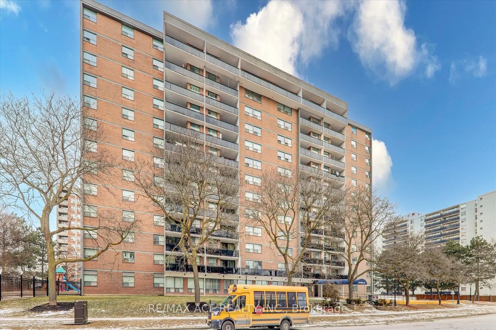 20 Gilder Drive, #805