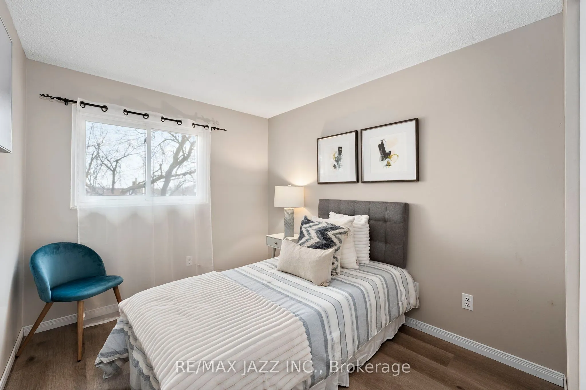 222 Pearson Street, #1