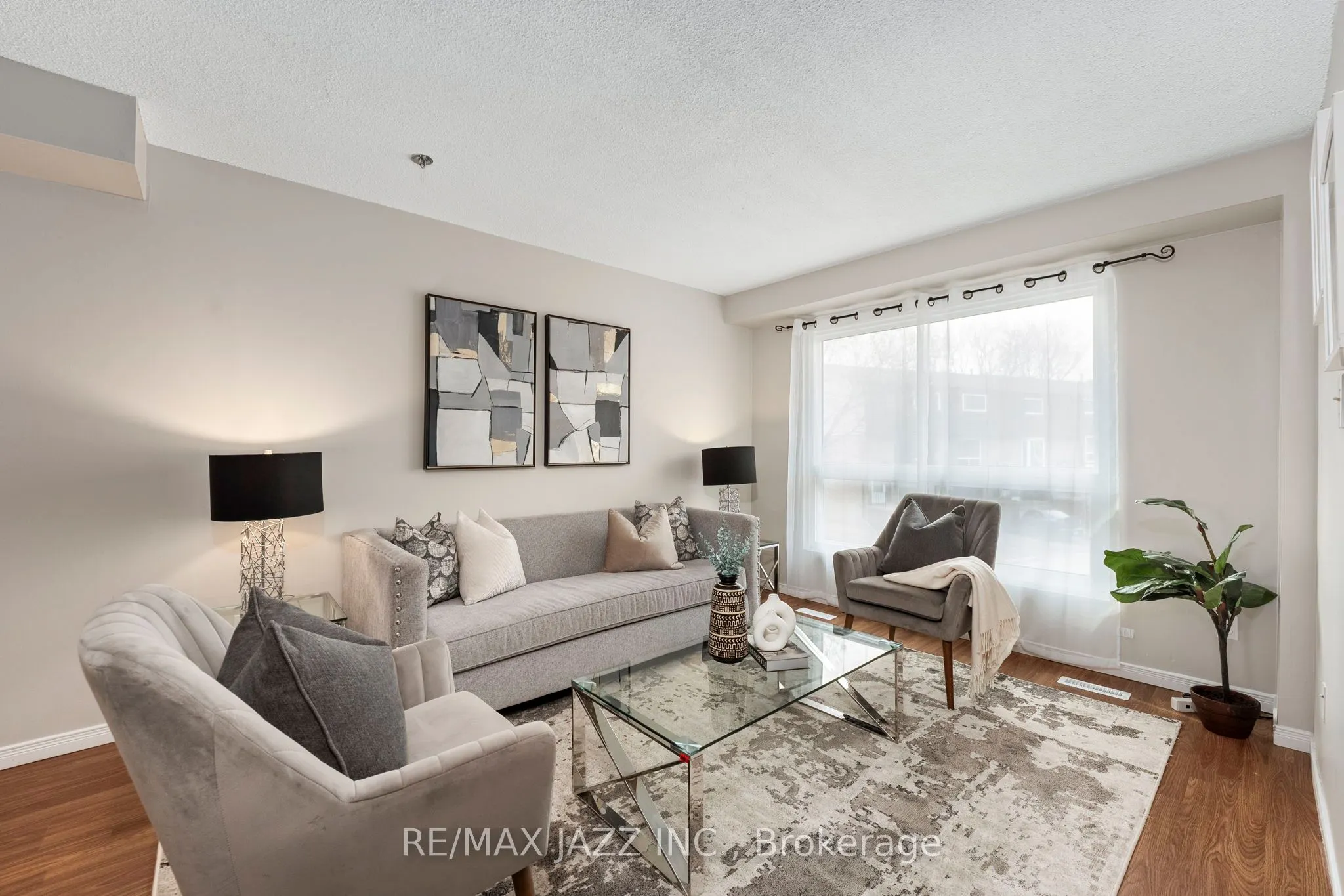 222 Pearson Street, #1