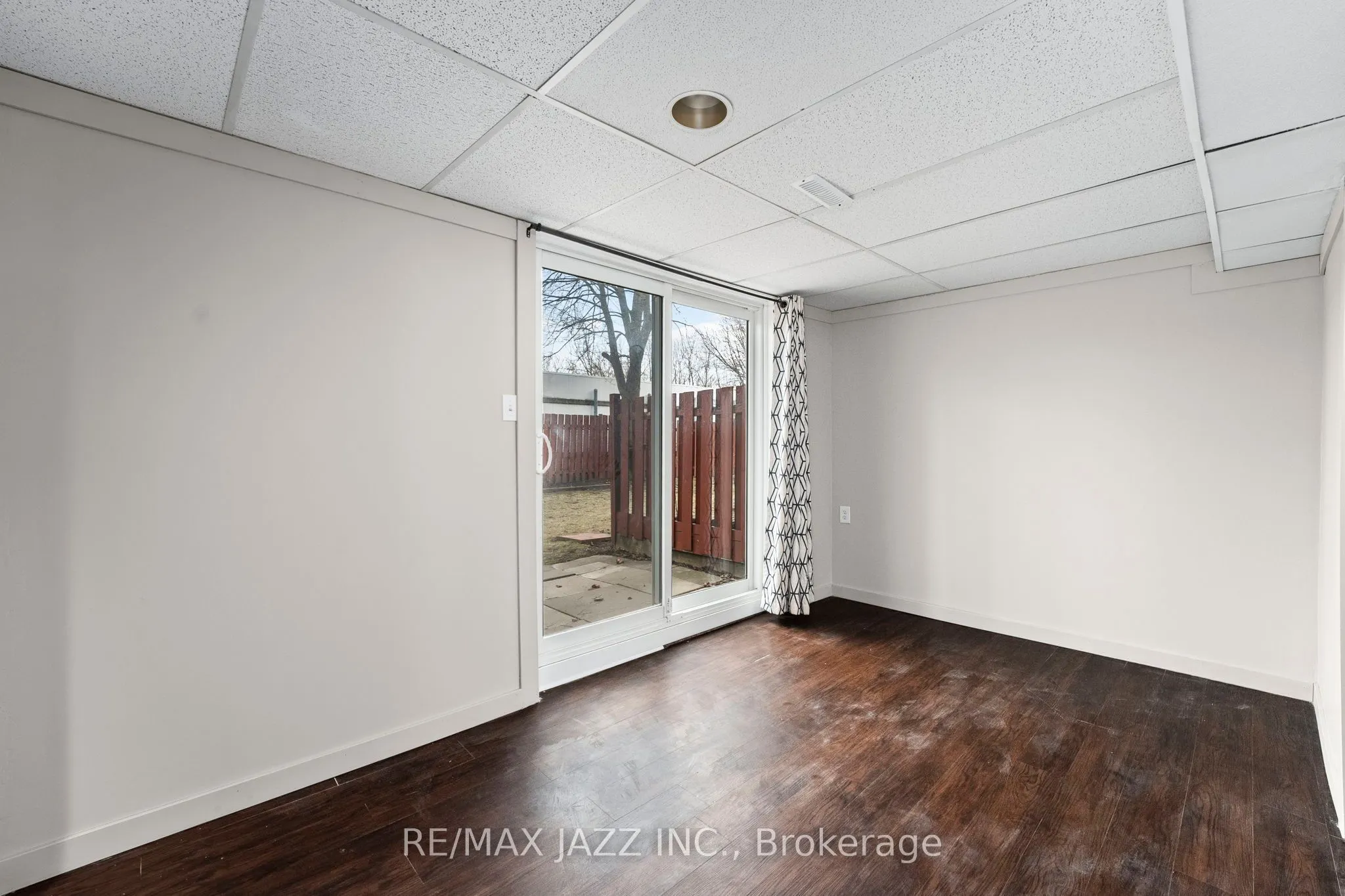 222 Pearson Street, #1