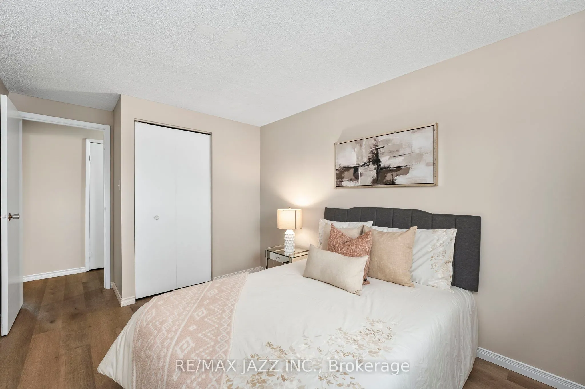 222 Pearson Street, #1