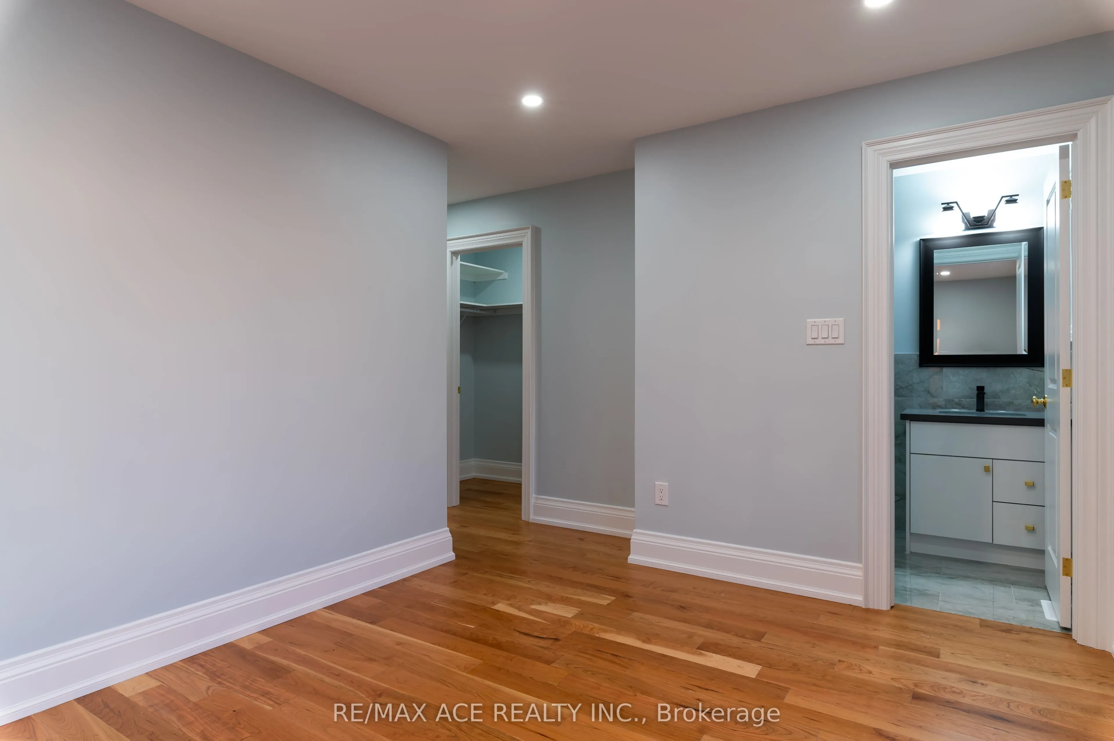 229B Mcintosh Street
