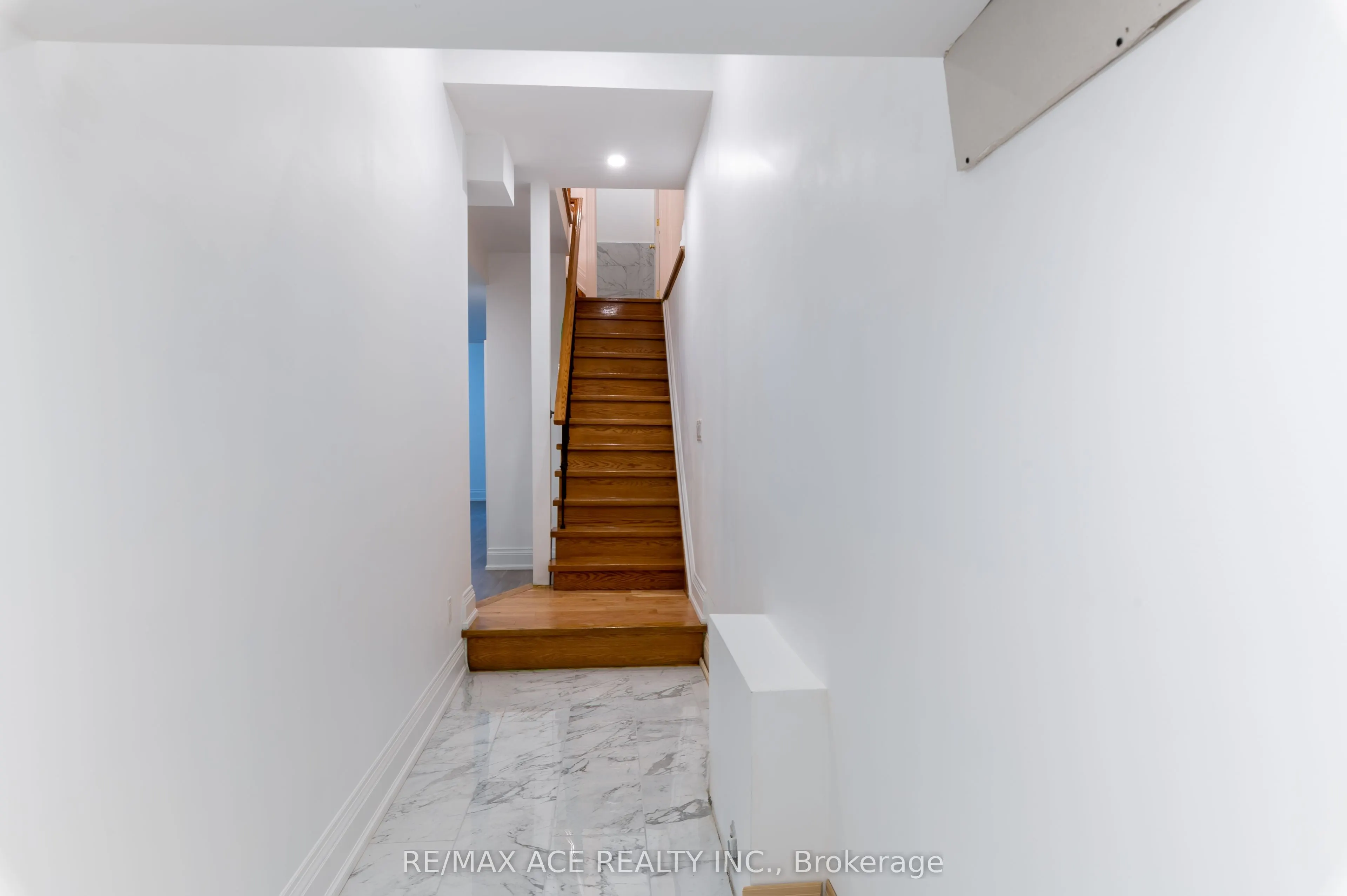 229B Mcintosh Street