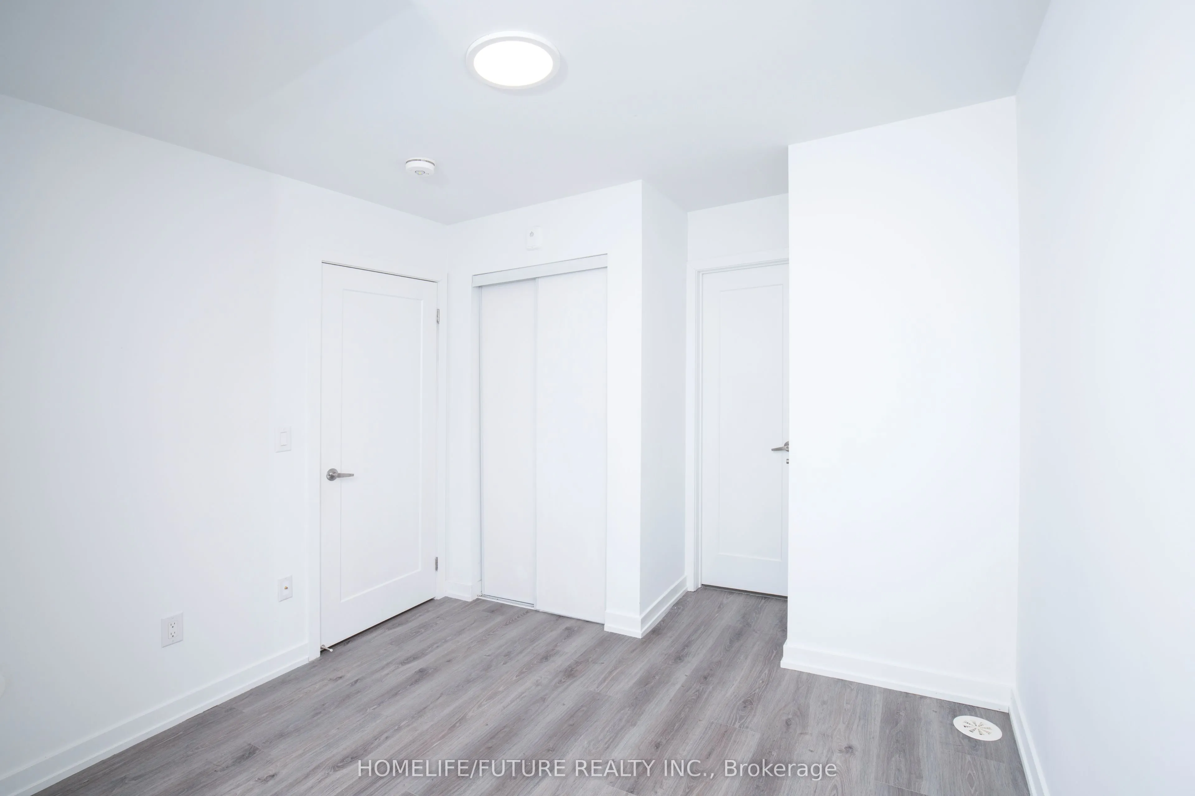 3686 St Clair Avenue E #105