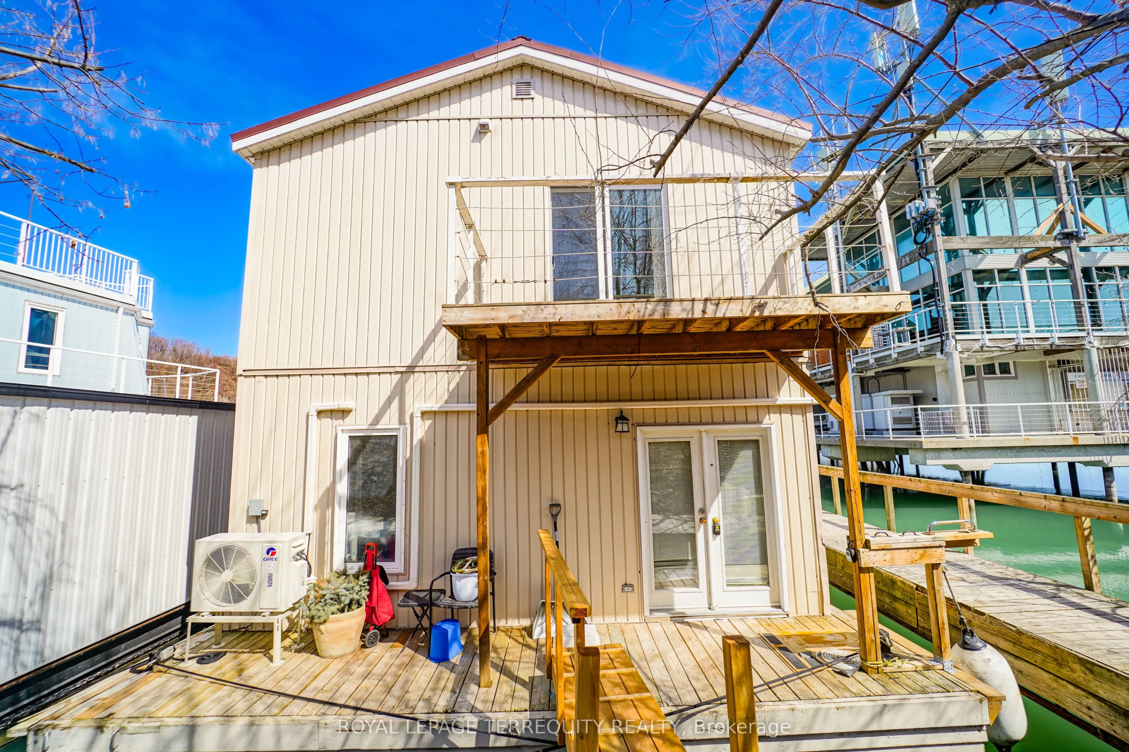 7 Brimley Road S, #1