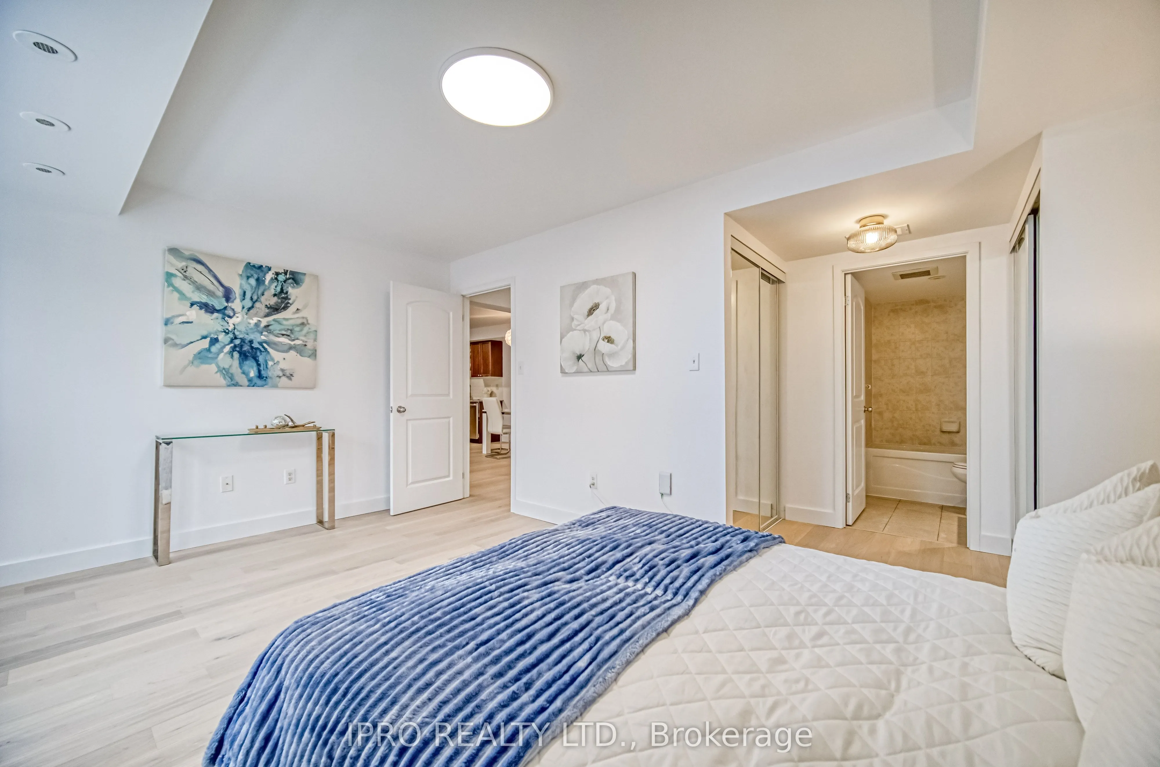 75 Carroll Street, #10