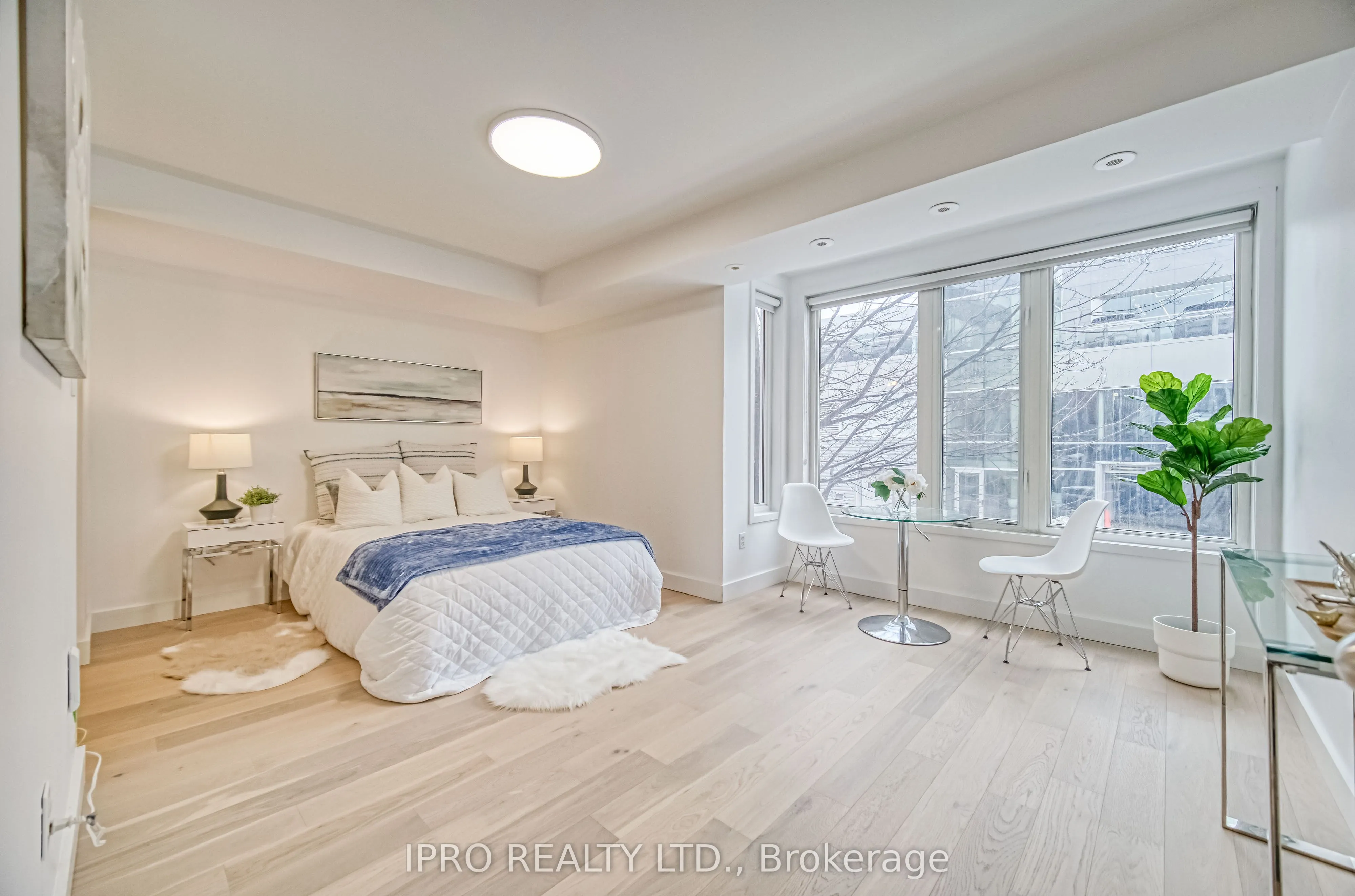 75 Carroll Street, #10