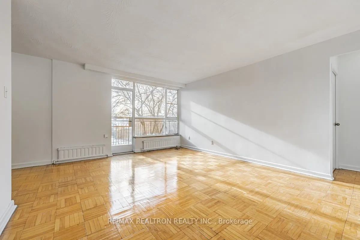 165 Cosburn Avenue #307