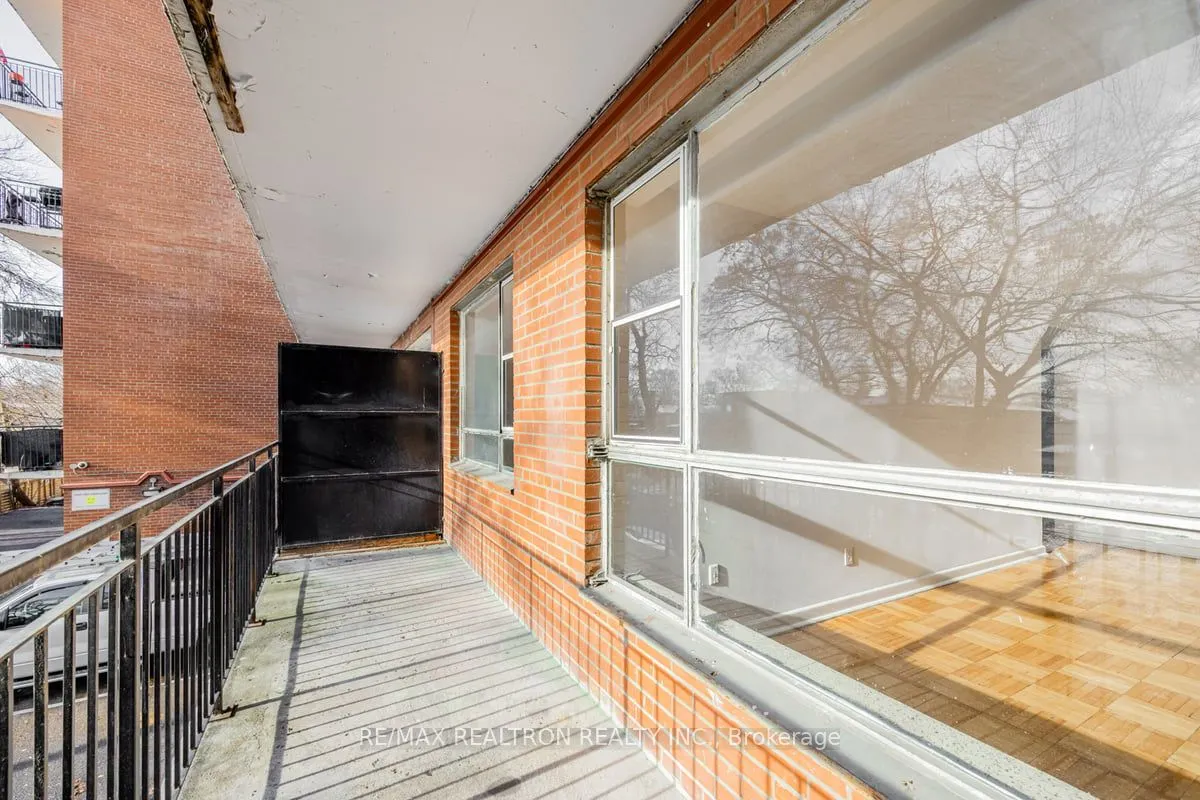 165 Cosburn Avenue #307