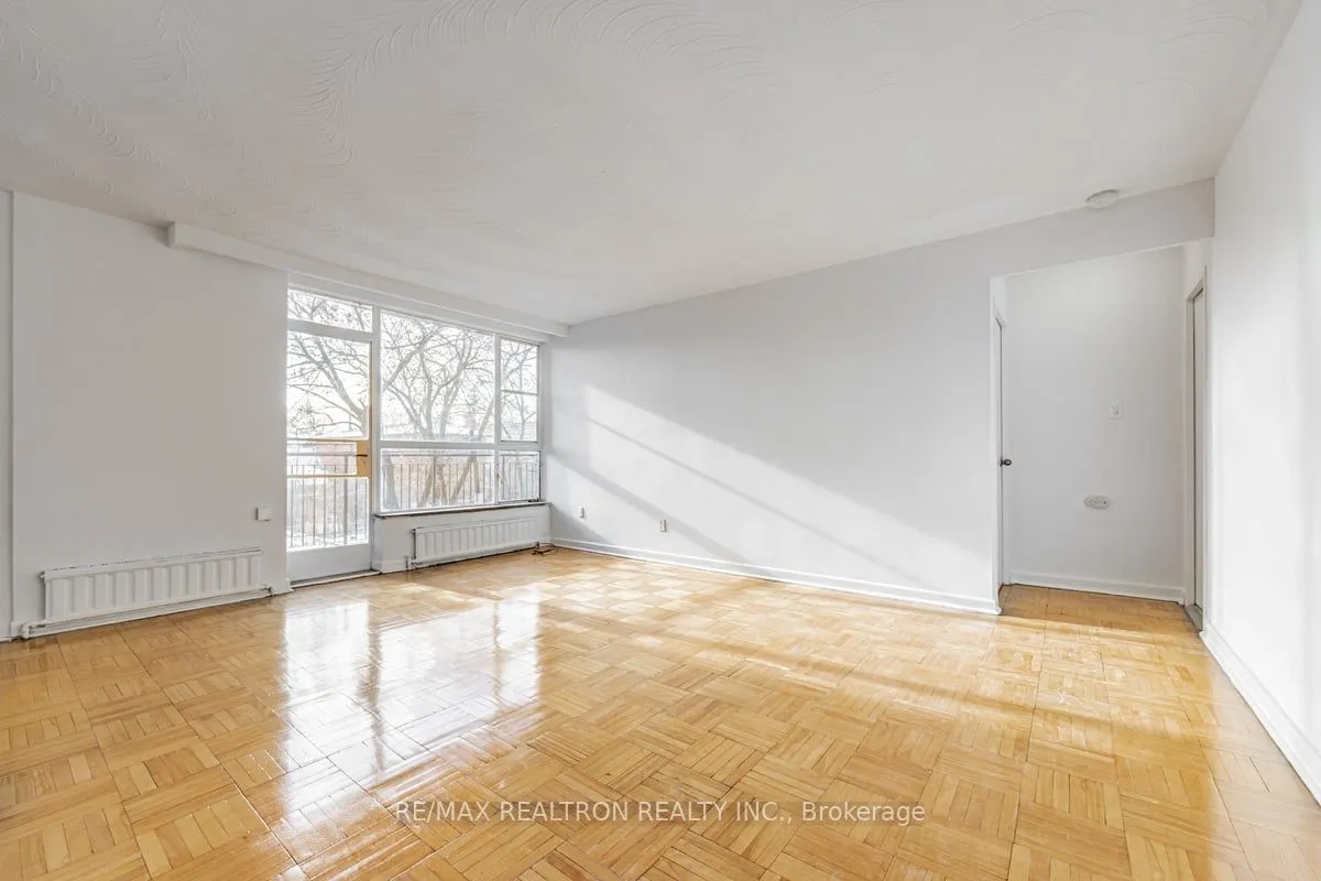 165 Cosburn Avenue #307