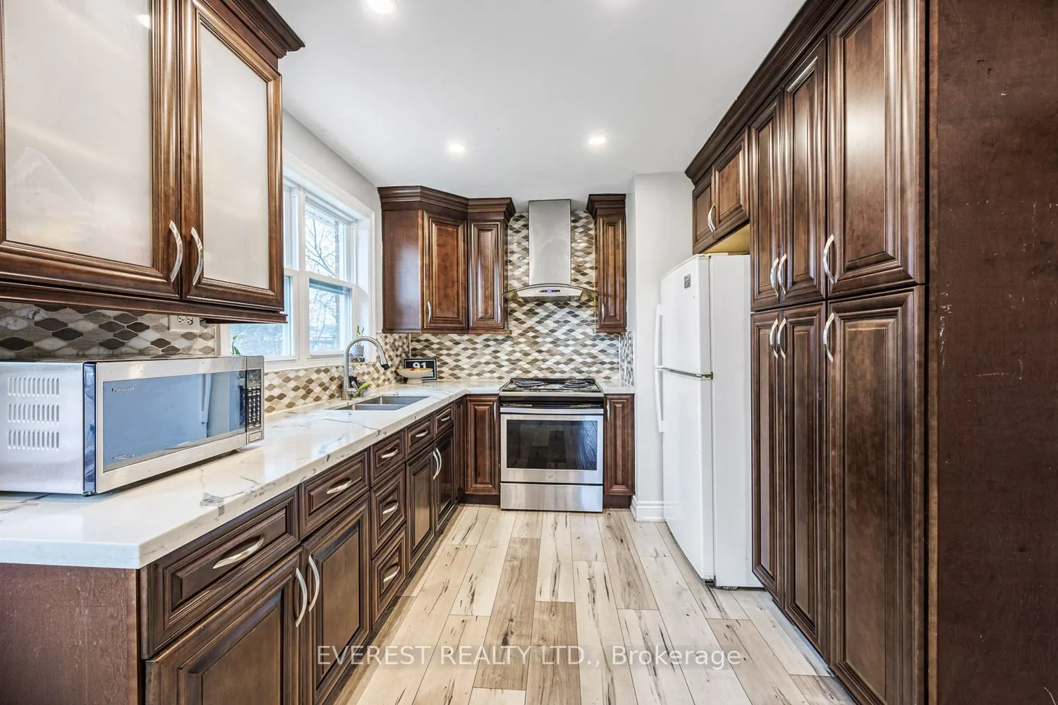 91 Hart Avenue