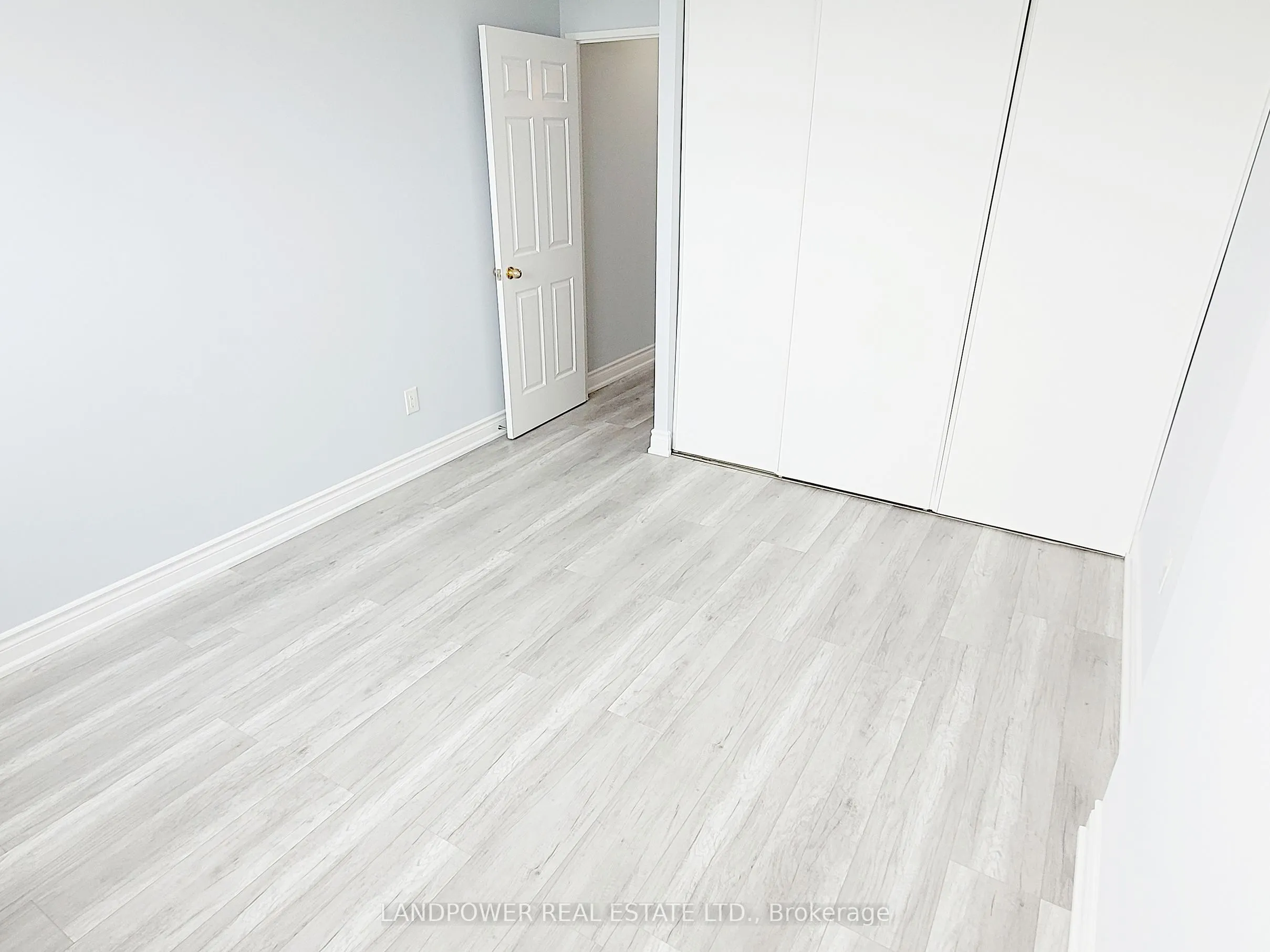 10 Tapscott Road, #1011
