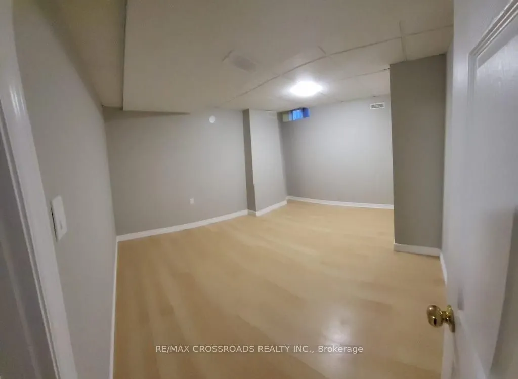 22 Goya Crescent