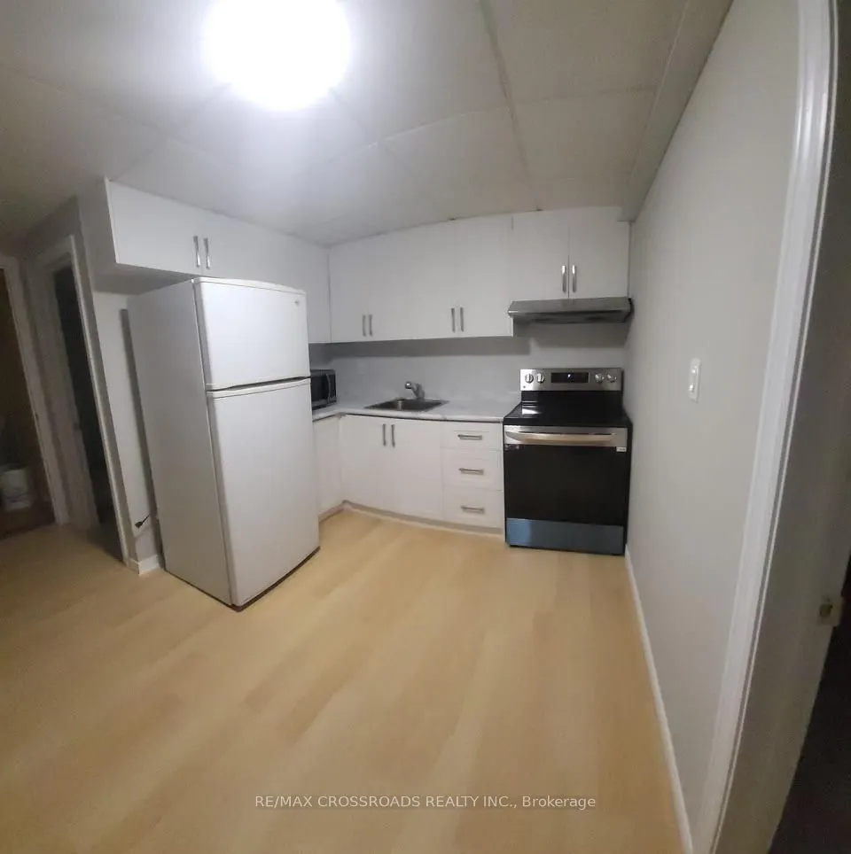 22 Goya Crescent
