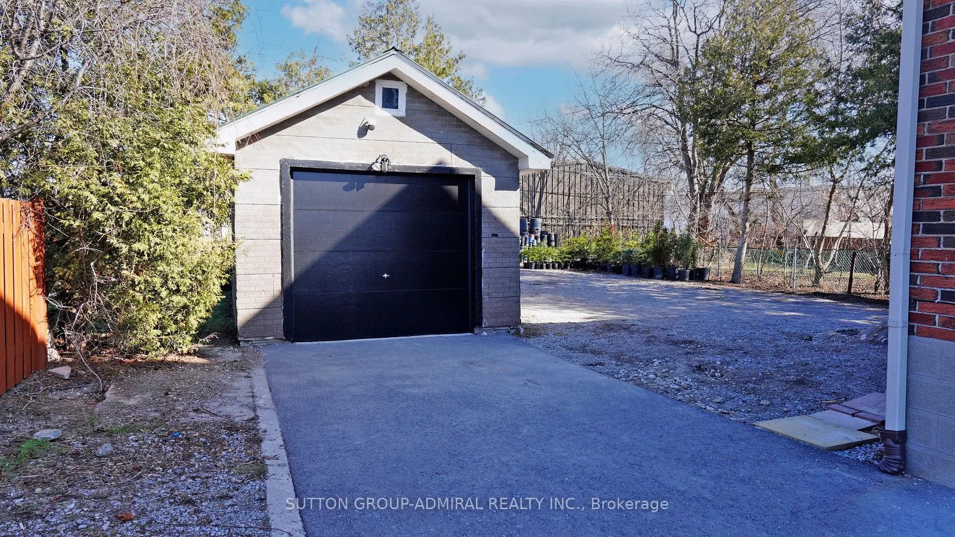 214 Jackson Avenue