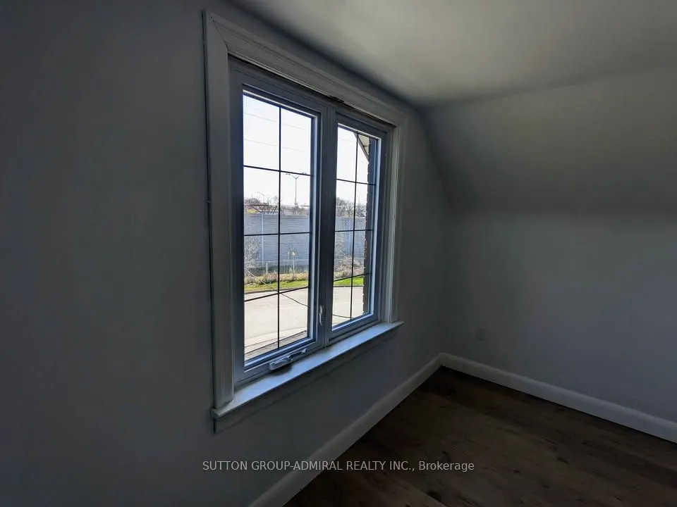 214 Jackson Avenue