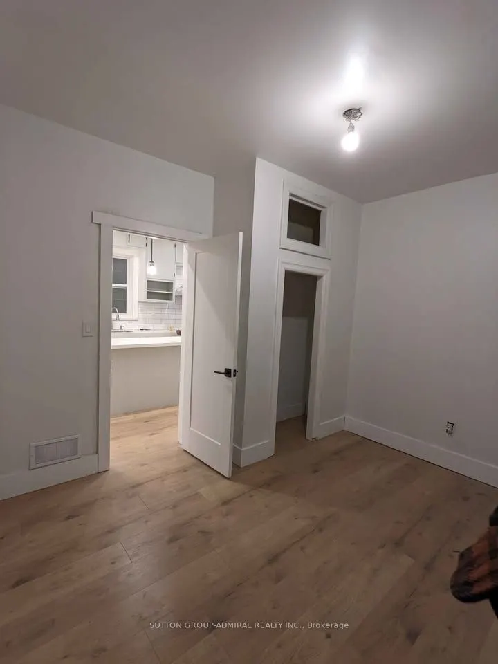 214 Jackson Avenue