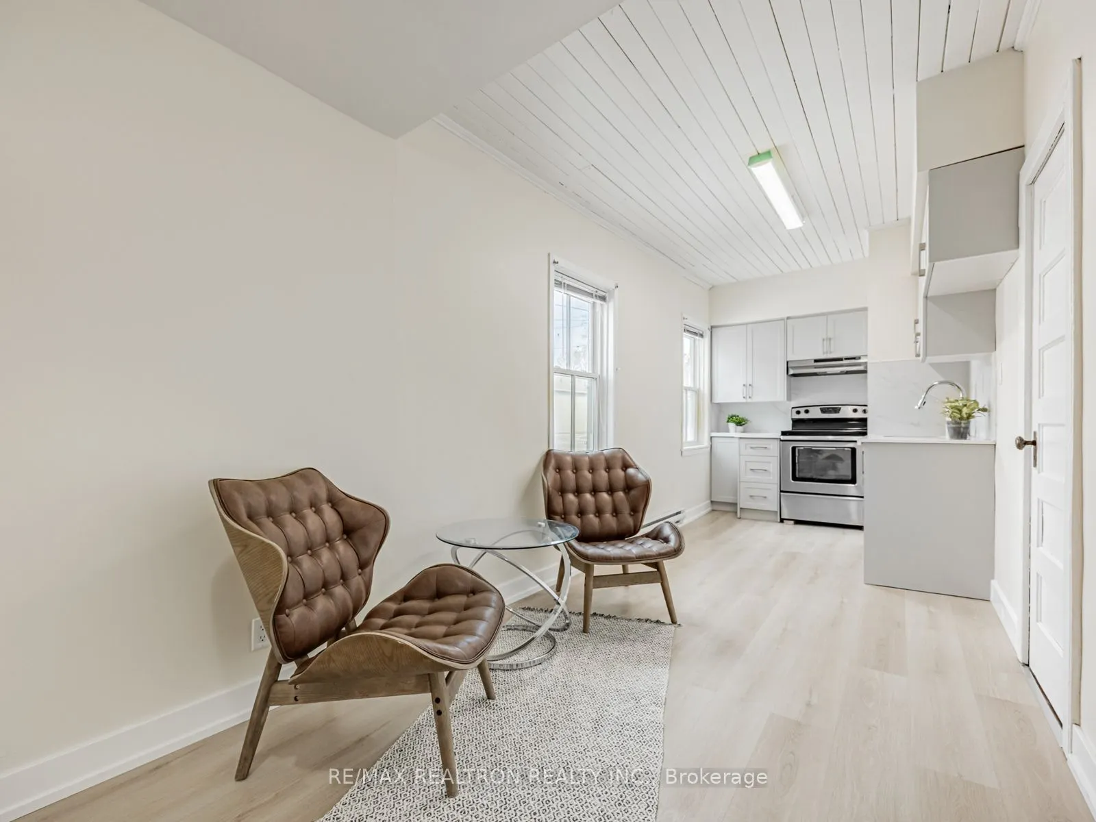 5032 Old Brock Road