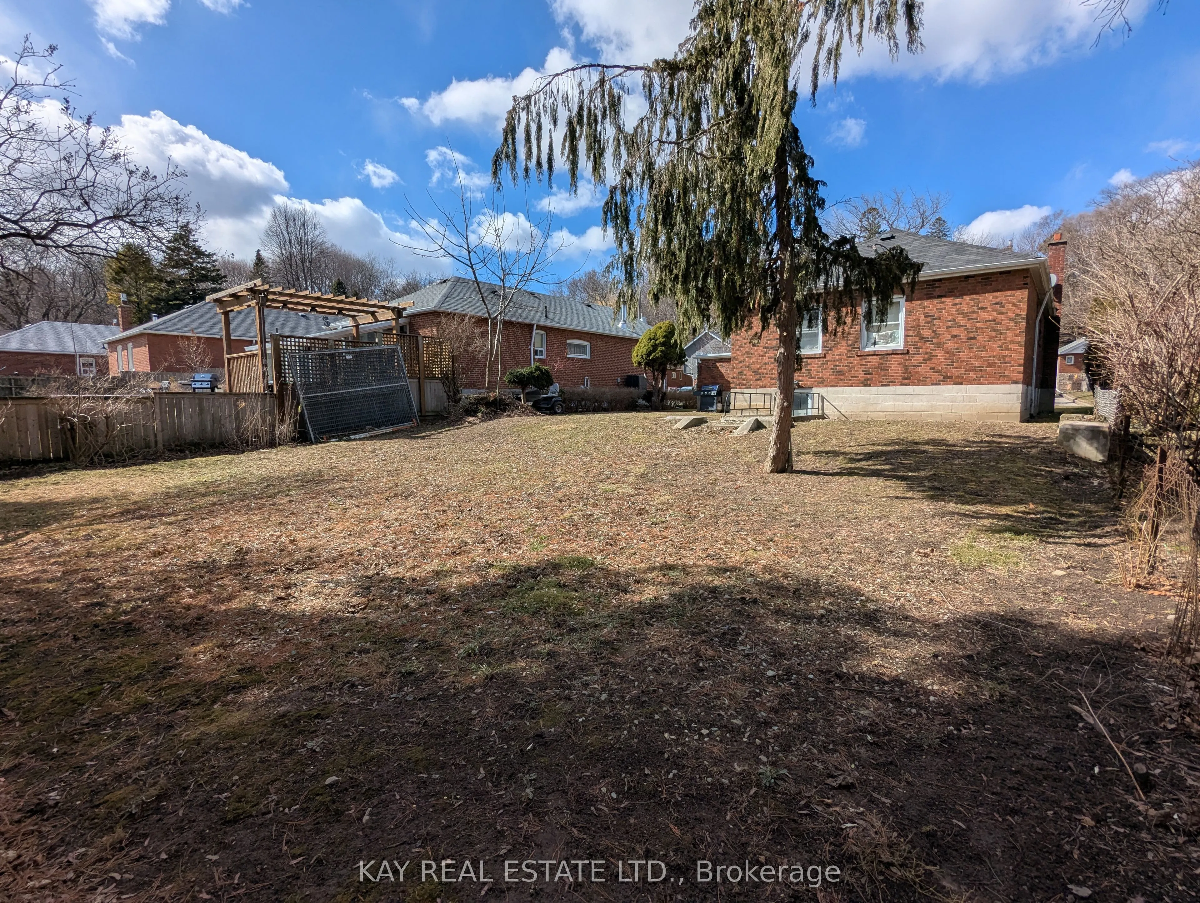 9 Romana Drive
