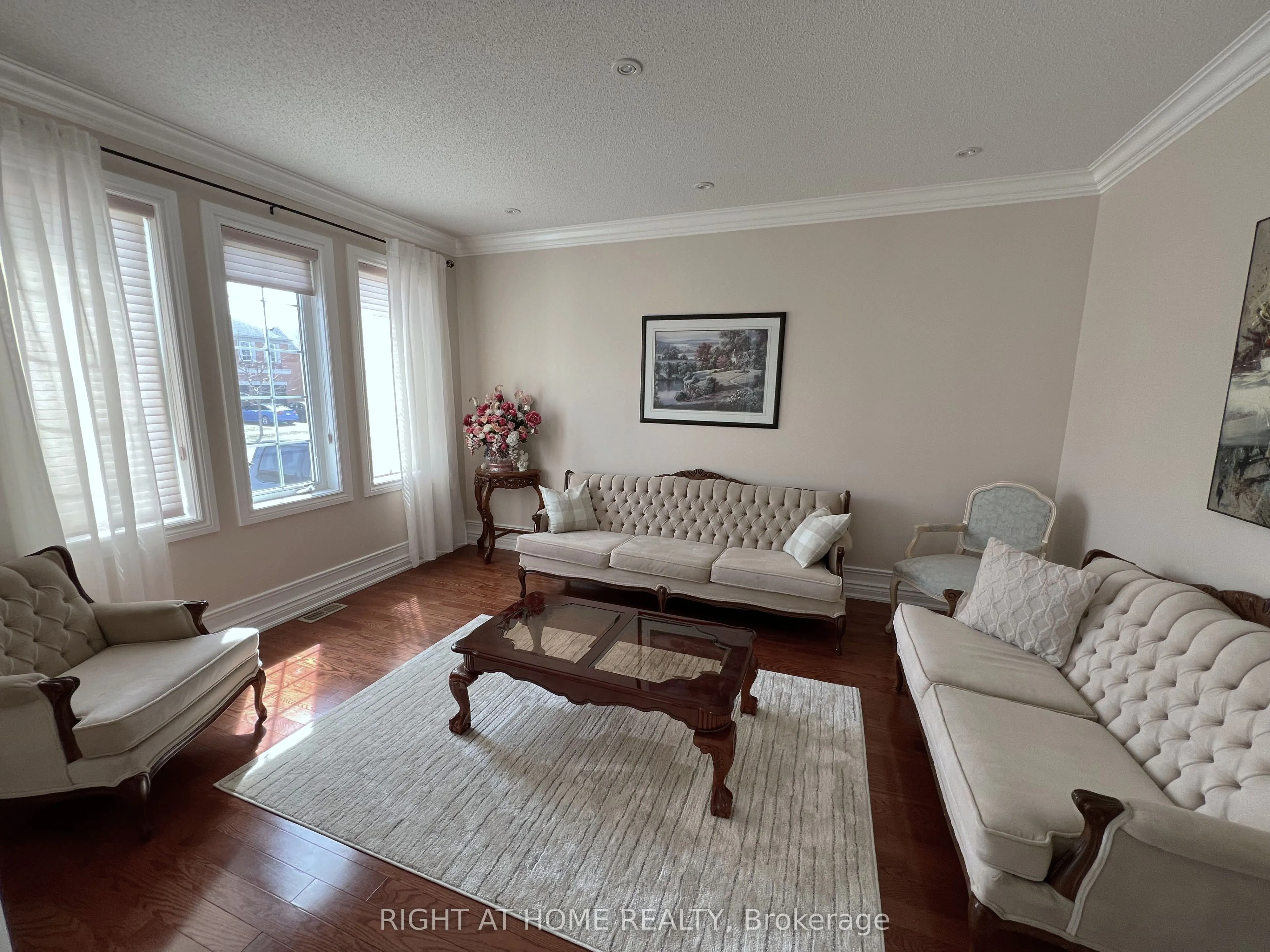 42 WILLIAMSON Drive W