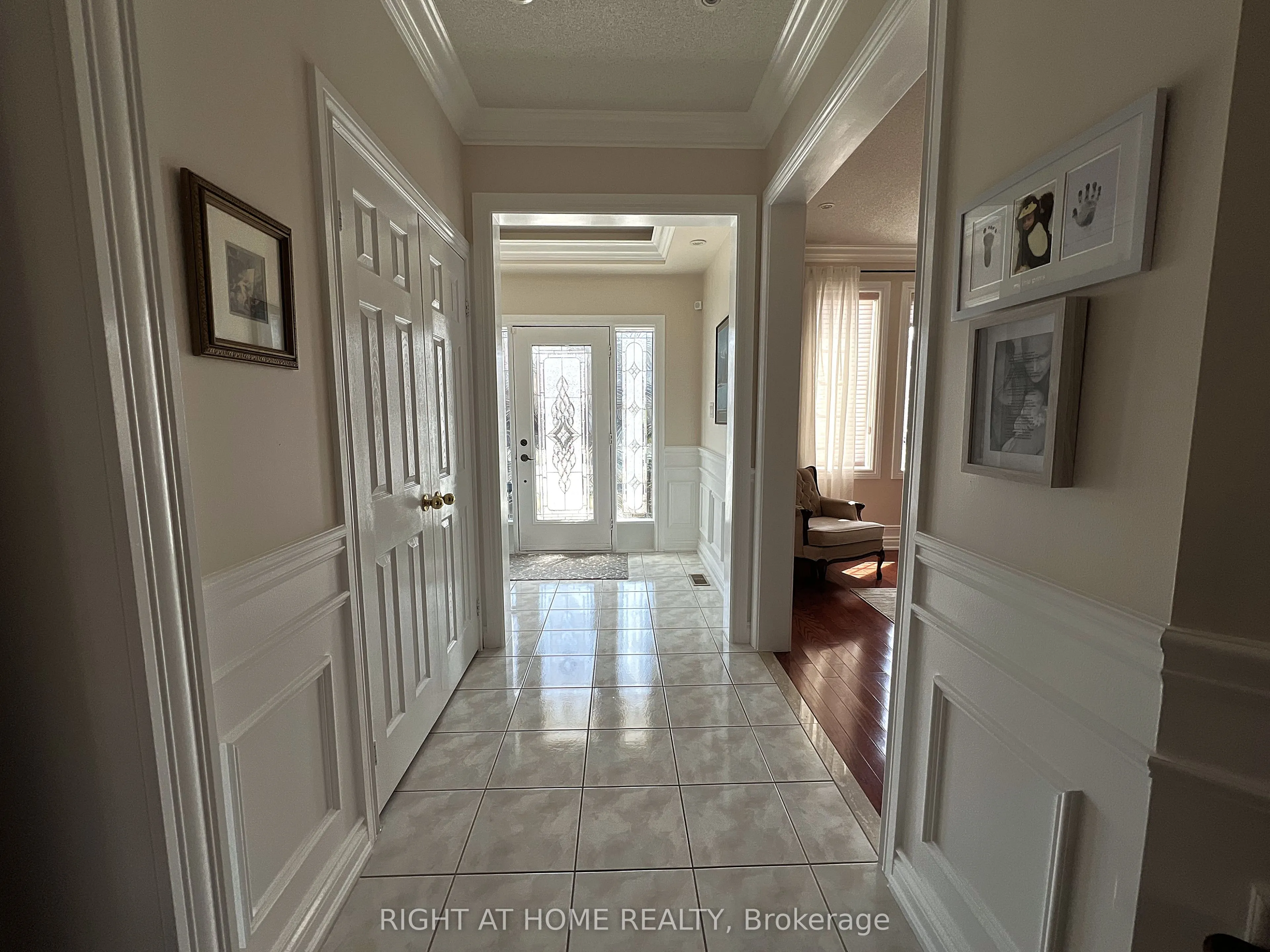 42 WILLIAMSON Drive W