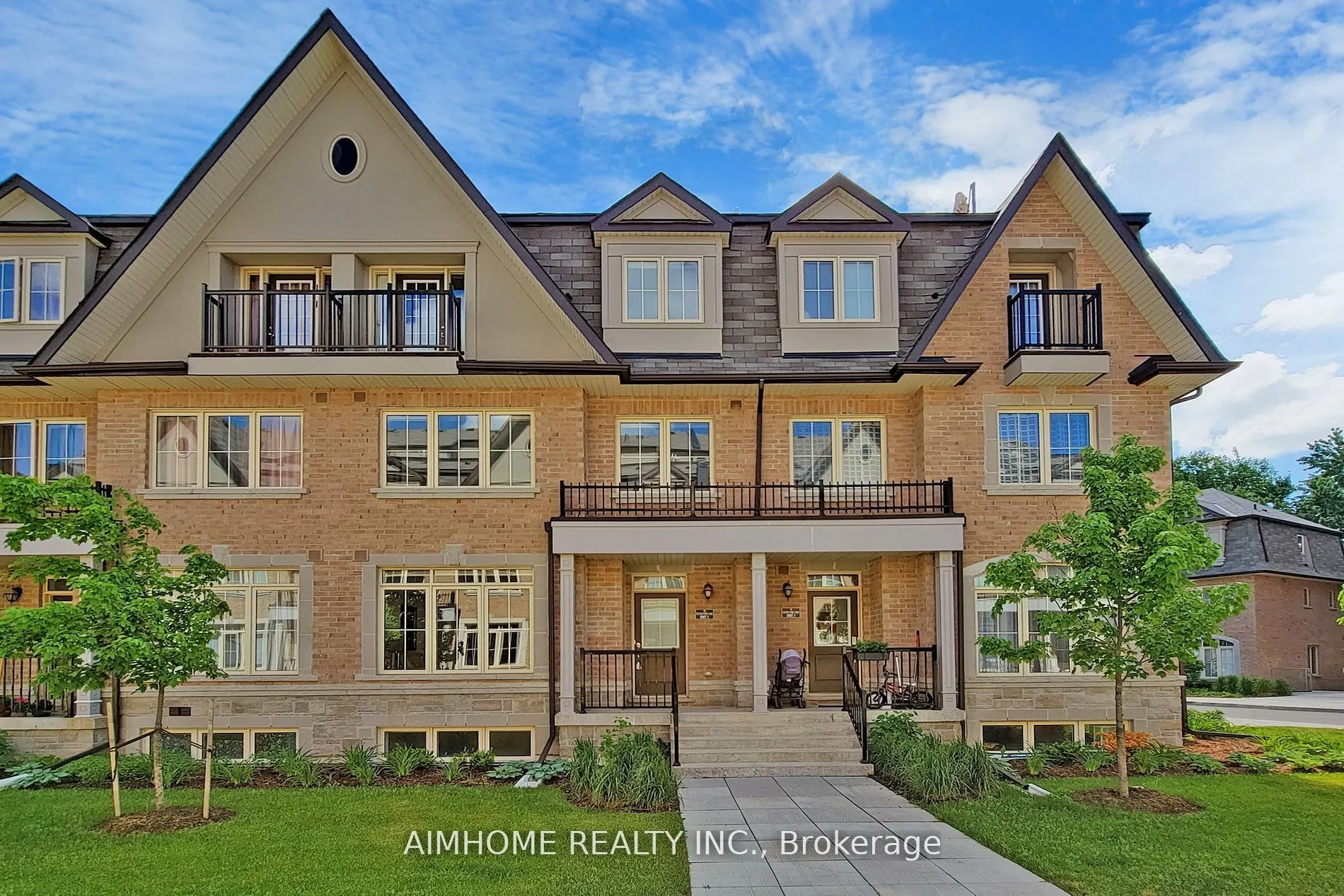 4 Eaton Park Lane, #2